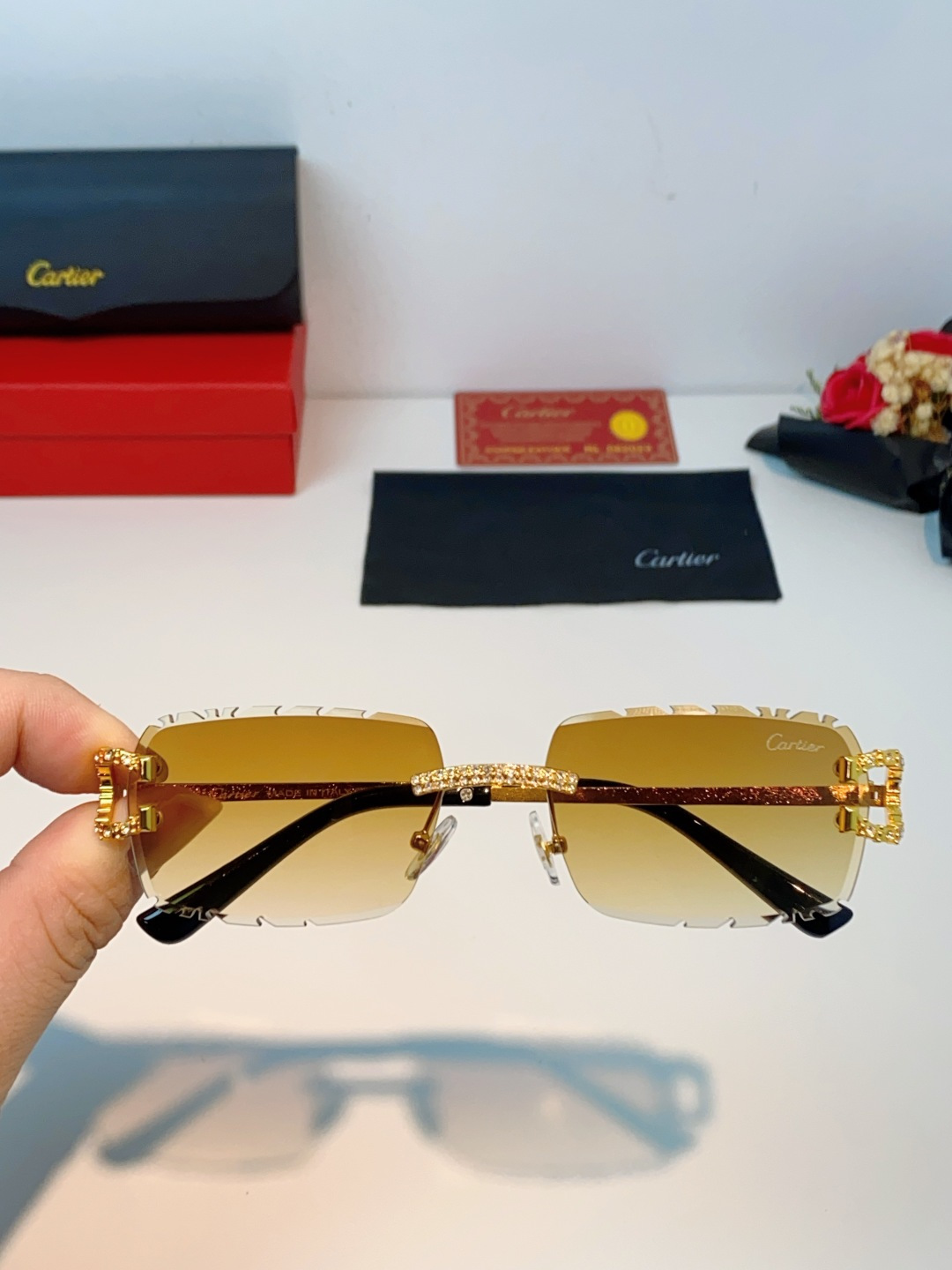 Cartier卡地亚 2026新款镶钻切边花刀太阳镜轻奢高级感ins欧美嘻哈说唱hiPhoP眼镜 男女通