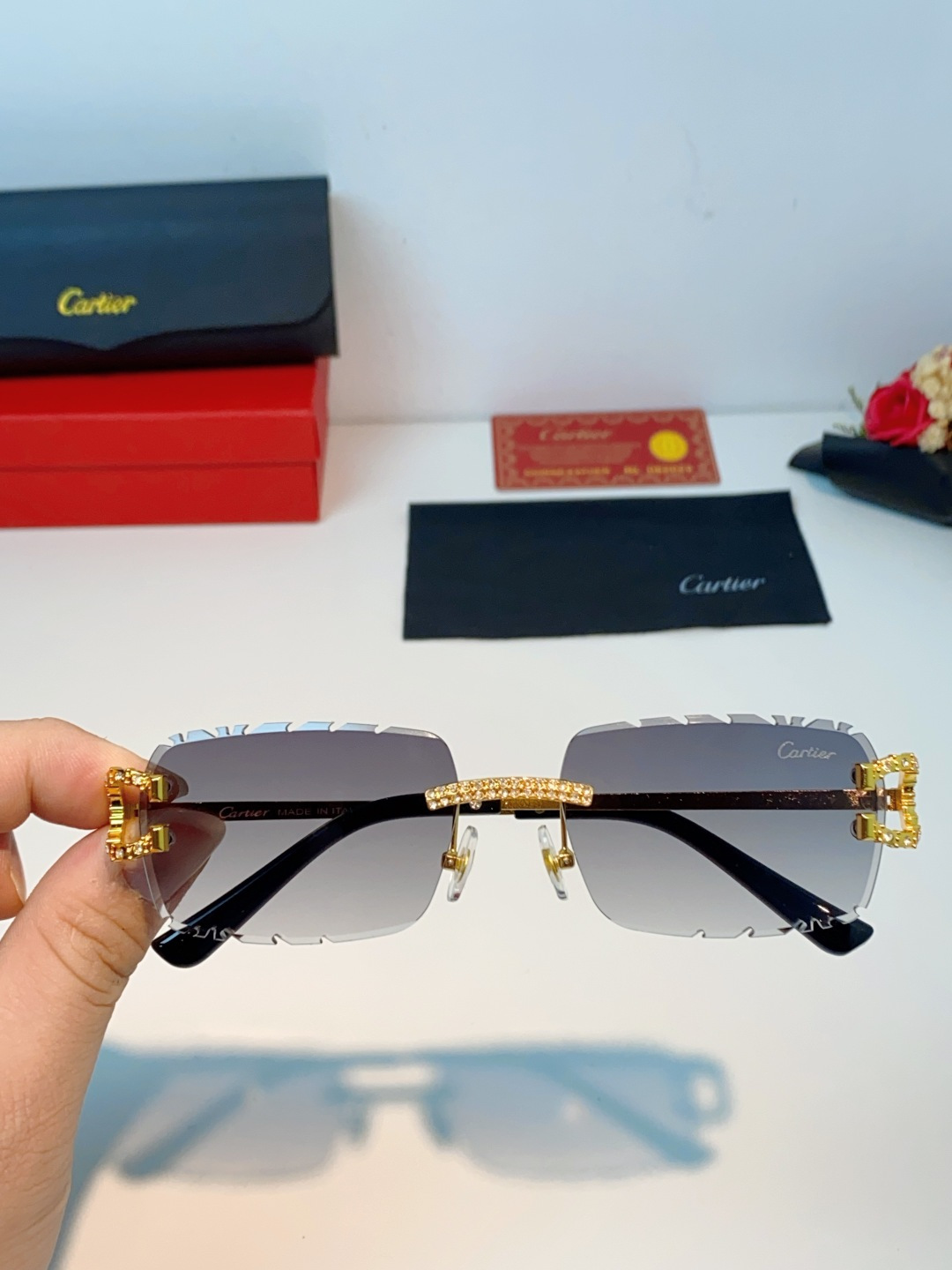 Cartier卡地亚 2026新款镶钻切边花刀太阳镜轻奢高级感ins欧美嘻哈说唱hiPhoP眼镜 男女通