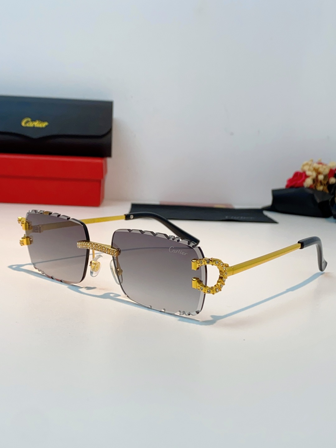 Cartier卡地亚 2026新款镶钻切边花刀太阳镜轻奢高级感ins欧美嘻哈说唱hiPhoP眼镜 男女通