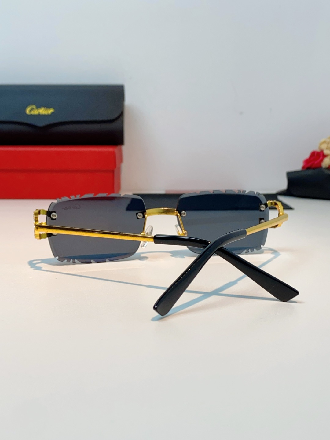 Cartier卡地亚 2026新款镶钻切边花刀太阳镜轻奢高级感ins欧美嘻哈说唱hiPhoP眼镜 男女通