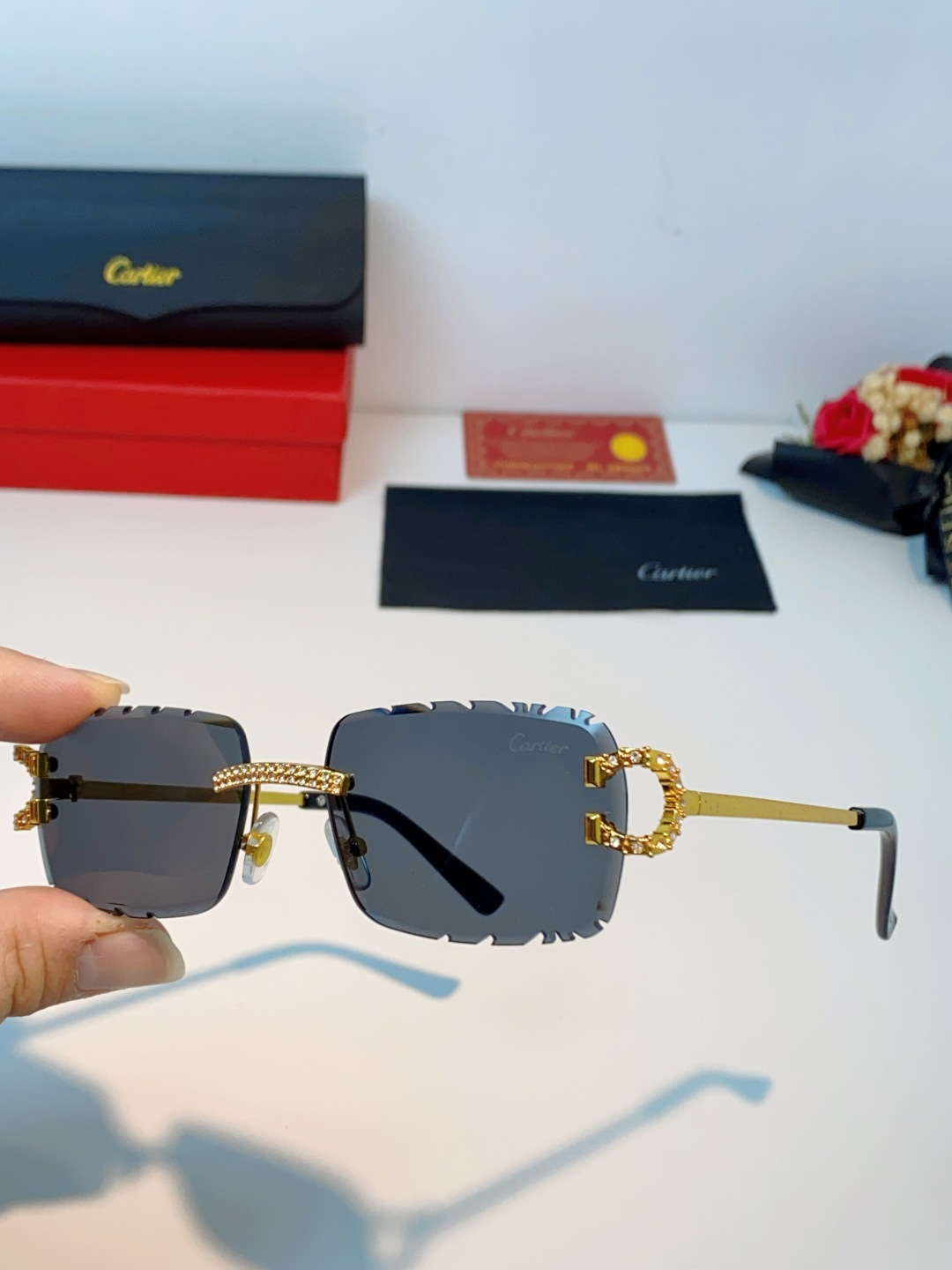 Cartier卡地亚 2026新款镶钻切边花刀太阳镜轻奢高级感ins欧美嘻哈说唱hiPhoP眼镜 男女通