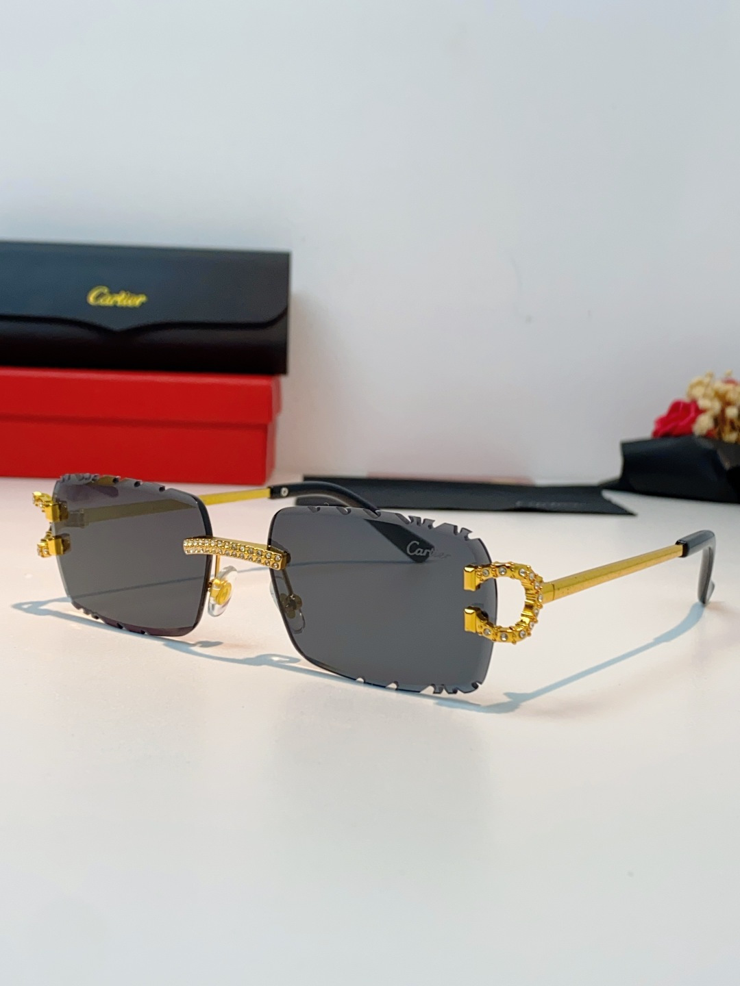 Cartier卡地亚 2026新款镶钻切边花刀太阳镜轻奢高级感ins欧美嘻哈说唱hiPhoP眼镜 男女通