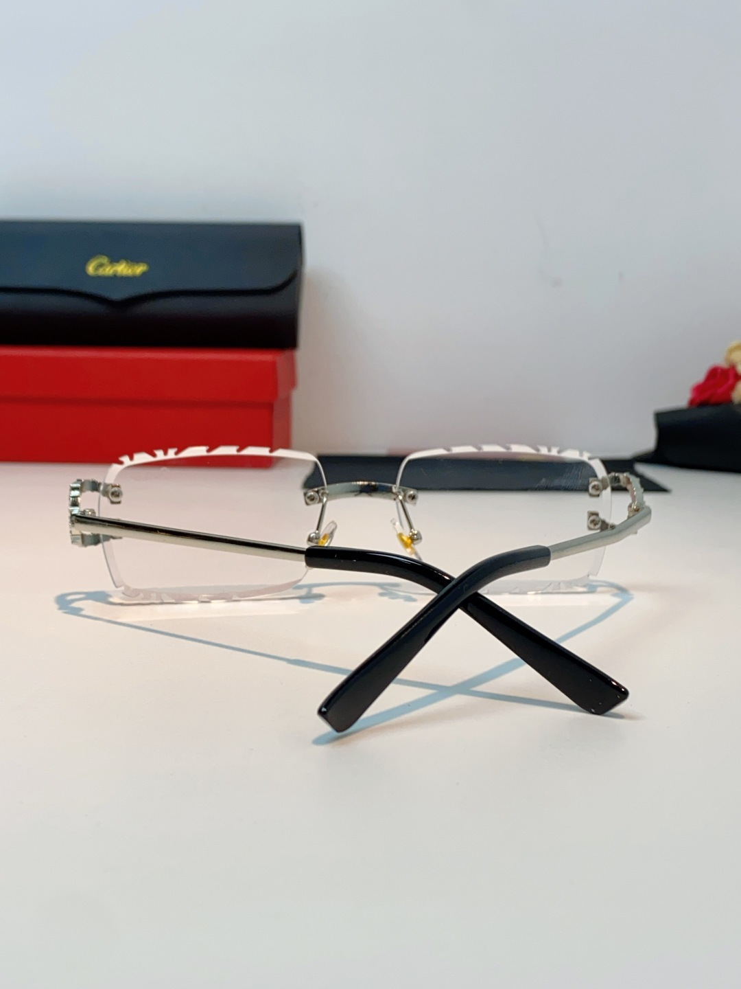 Cartier卡地亚 2026新款镶钻切边花刀太阳镜轻奢高级感ins欧美嘻哈说唱hiPhoP眼镜 男女通