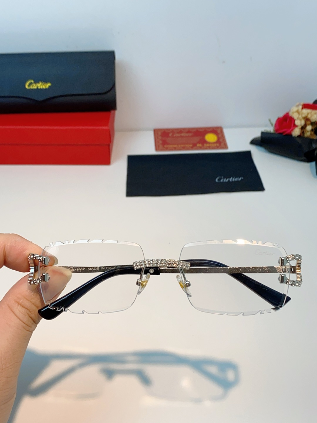 Cartier卡地亚 2026新款镶钻切边花刀太阳镜轻奢高级感ins欧美嘻哈说唱hiPhoP眼镜 男女通