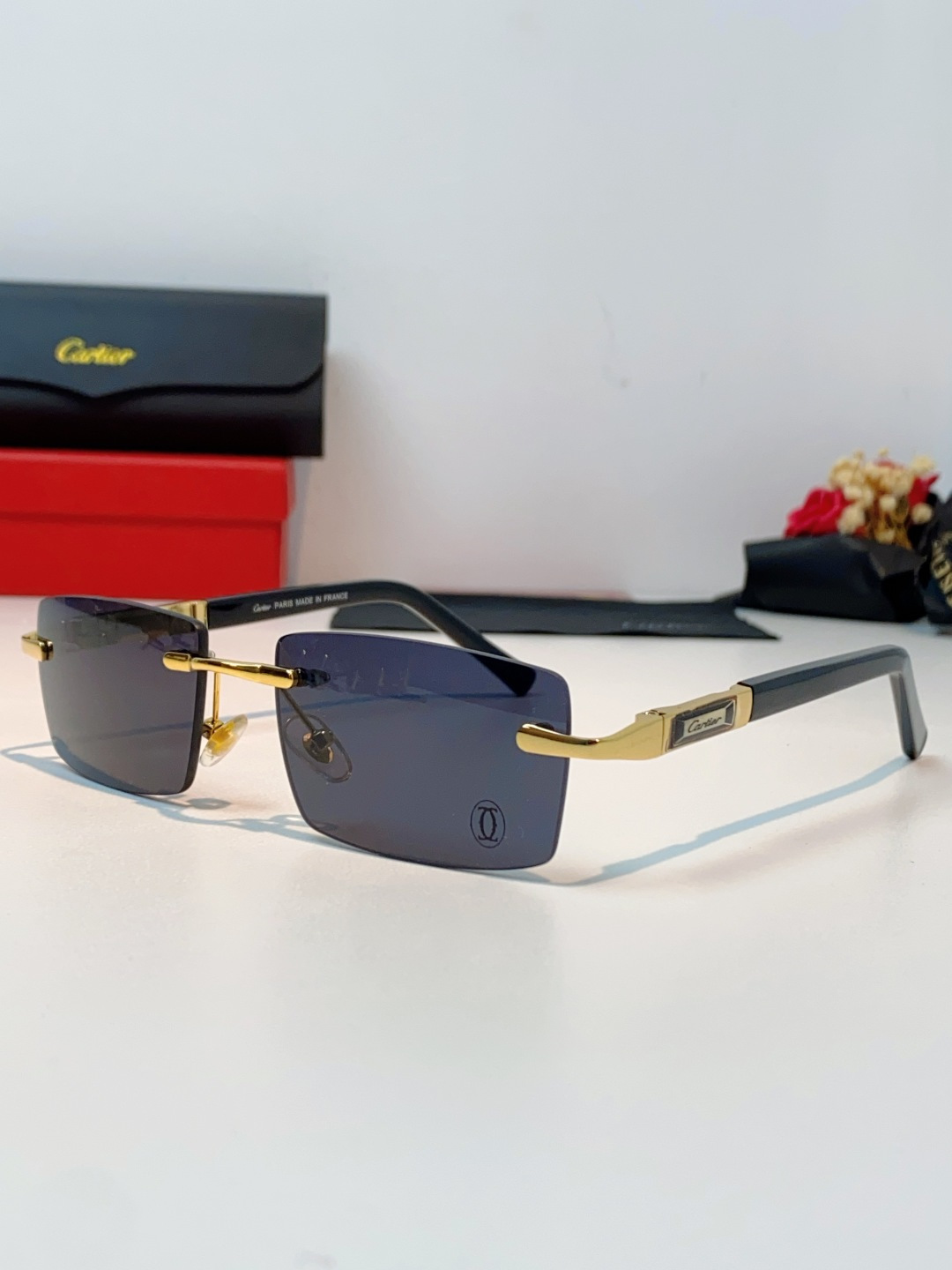 Cartier卡地亚 2026新款 欧美复古窄框长方形无框切边墨镜男女潮人小脸显瘦太阳眼镜