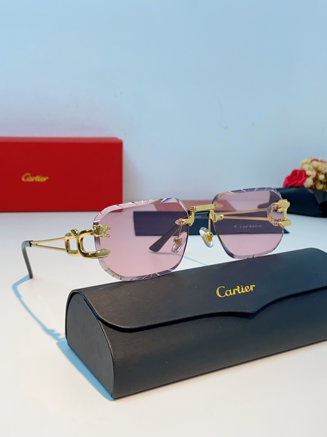 Cartier卡地亚 2026新款 方框切割太阳眼镜男女通用时尚遮阳墨镜防紫外线潮酷 女士墨镜