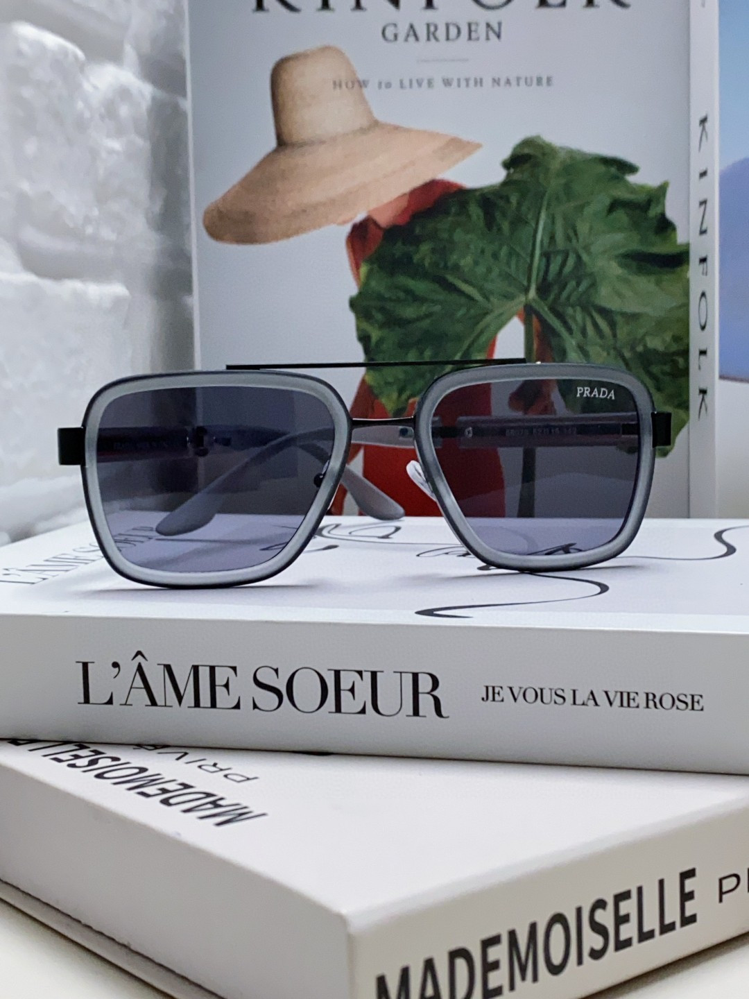 Prada普拉达 2026新款潮流太阳眼镜防紫外线飞行员墨镜开车时尚蛤蟆镜 男女通用