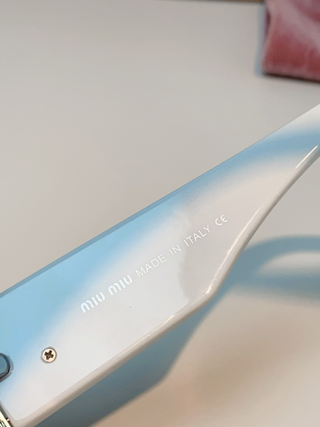 Miumiu缪缪 2026夏季新款 偏光太阳镜男女款 个性时尚猫眼墨镜防晒防紫外线