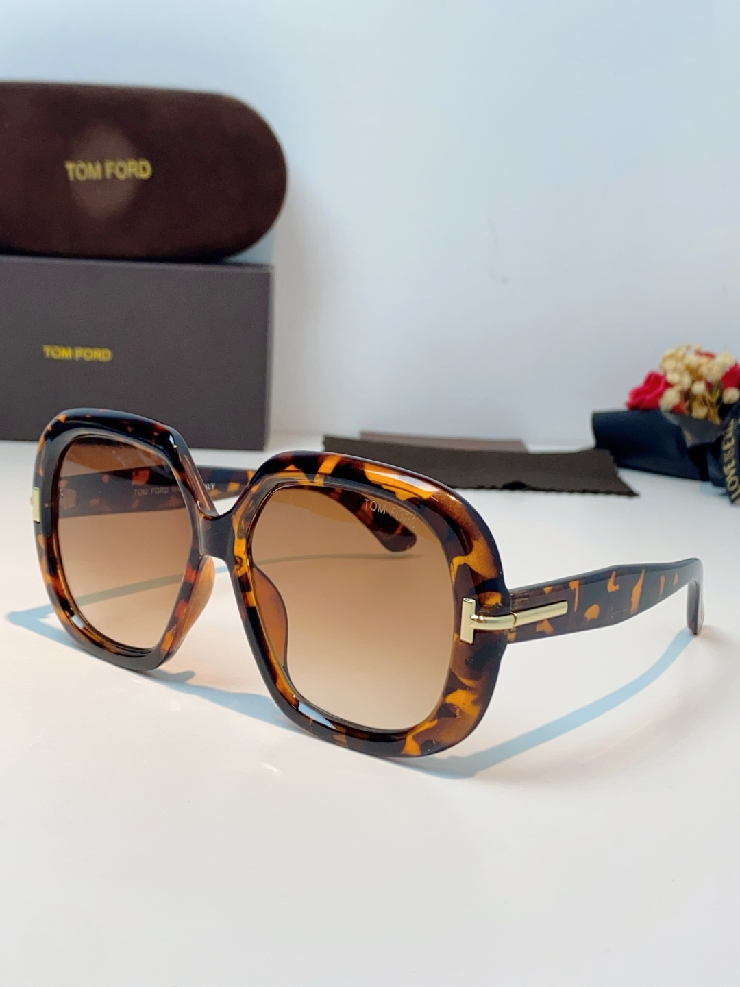 Tonford汤姆福特 2026新款 跨境时尚新款防晒外贸太阳镜男欧美轻奢方框板材复古墨镜女 TF1278