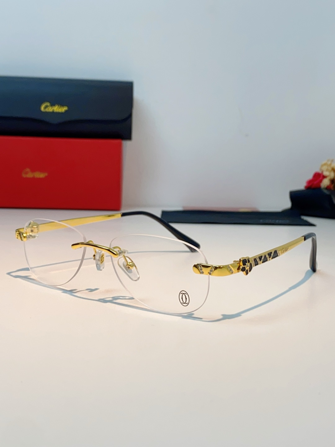 NO:826945,Cartier Cartier 2026 new European and American Cartier leopard head rimless sunglasses for men and women European and American fashion trend sunglasses driver glasses pilot toad glasses glasses sunglasses sunglasses, glasses, cartier, cartier19860909Cartier卡地亚 2026新款欧美 卡家豹子头无框太阳镜男女欧美时尚潮流墨镜司机眼镜飞行员蛤蟆镜眼镜墨镜太阳镜,眼镜,cartier,cartier,glasses