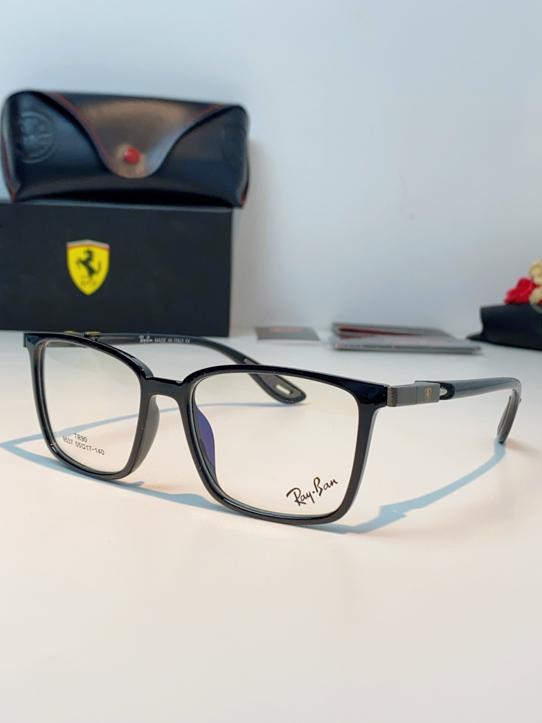 NO:826956,RayBan Ray-Ban Ferrari co-branded model 2026 new business acetate men's glasses frame for big faces and myopia can be equipped with anti-blue light glasses frame RB9537 Size: 55 mouth 17-140 glasses, sunglasses, sunglasses, glasses19860909RayBan雷朋法拉利联名款 2026新款商务板材男眼镜架大脸近视可配防蓝光眼镜框RB9537 Size:55口17-140 眼镜墨镜太阳镜,眼镜,glasses