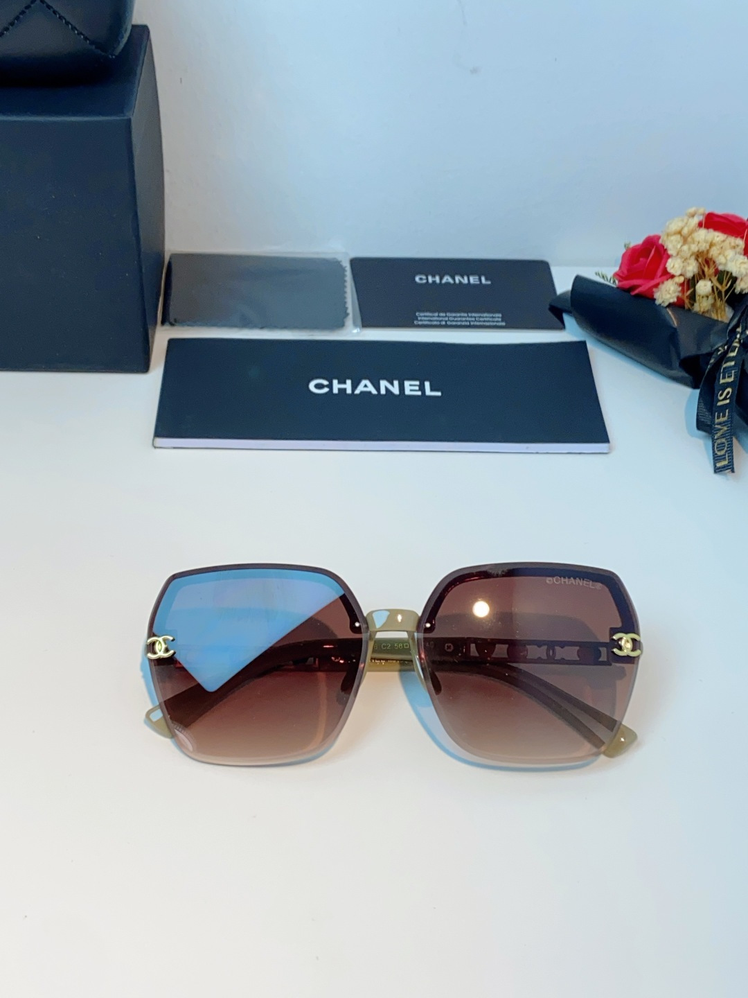 Chanel香奈儿 2026新款曼丝墨镜女2026新款开车防紫外线太阳镜爆款遮阳高级素颜镜
