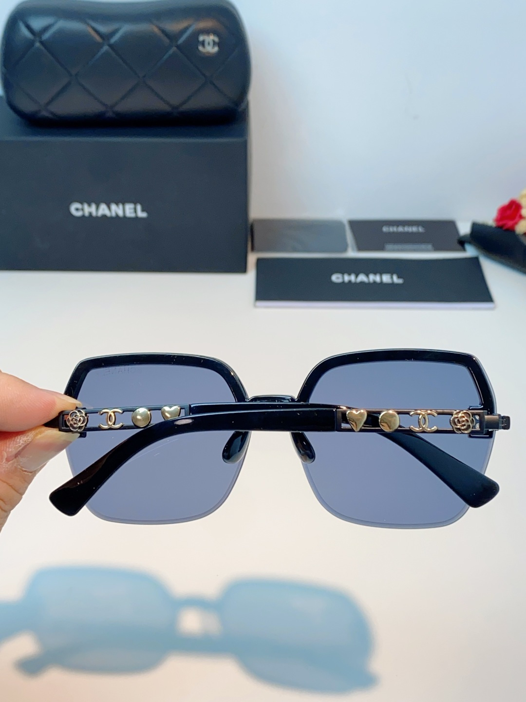 Chanel香奈儿 2026新款曼丝墨镜女2026新款开车防紫外线太阳镜爆款遮阳高级素颜镜