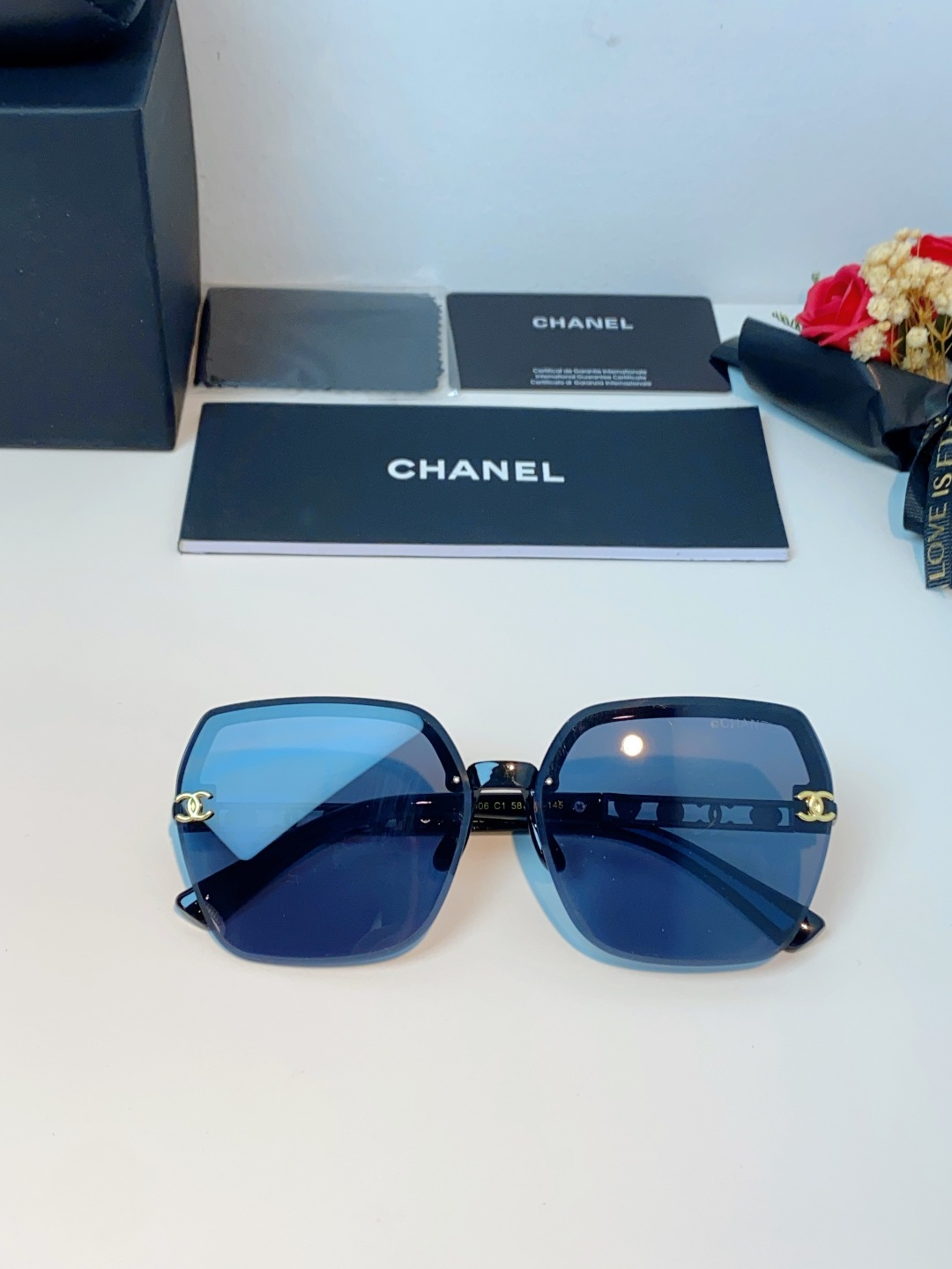 Chanel香奈儿 2026新款曼丝墨镜女2026新款开车防紫外线太阳镜爆款遮阳高级素颜镜