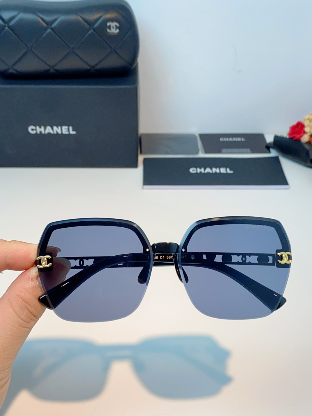 Chanel香奈儿 2026新款曼丝墨镜女2026新款开车防紫外线太阳镜爆款遮阳高级素颜镜