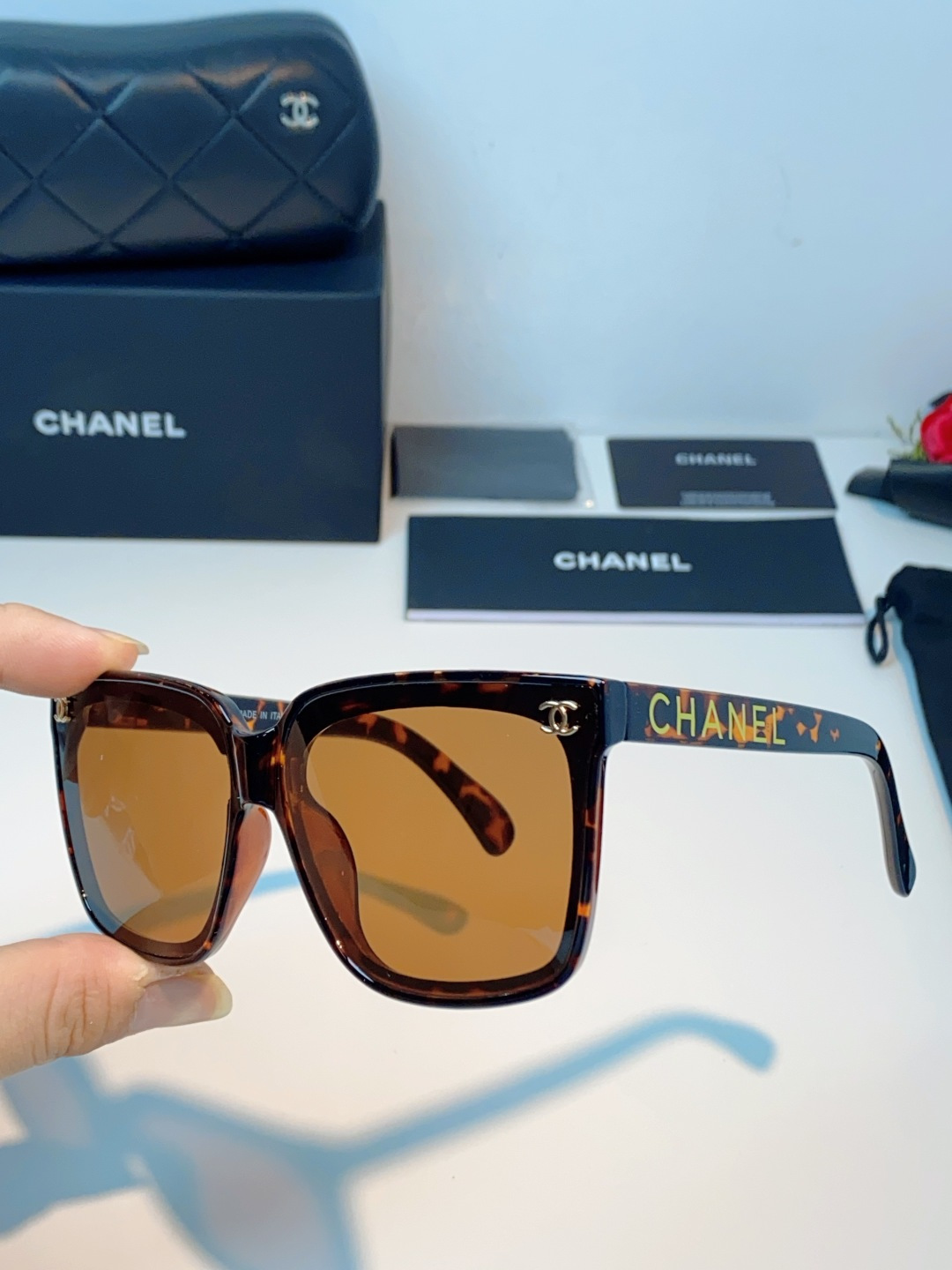 Chanel 香奈儿 2026新品网红同款 韩版潮流圆脸大框显瘦女防紫外线高清遮阳街拍百搭偏光太阳镜