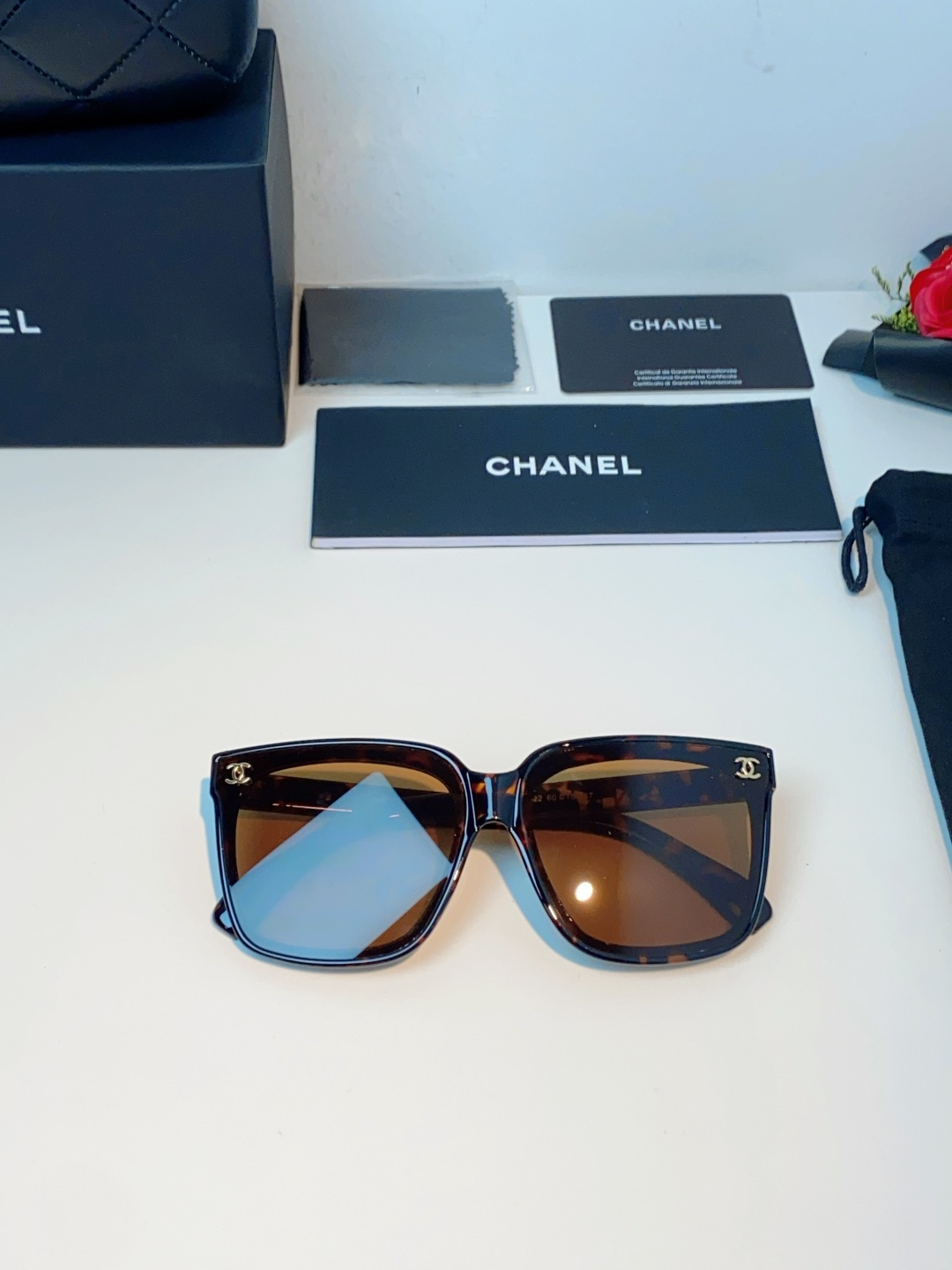 Chanel 香奈儿 2026新品网红同款 韩版潮流圆脸大框显瘦女防紫外线高清遮阳街拍百搭偏光太阳镜