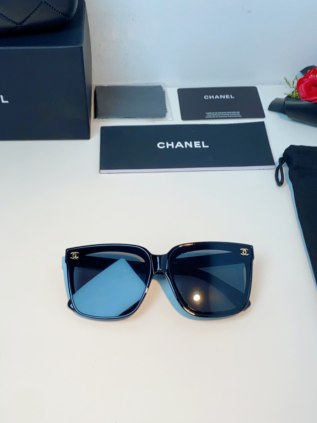 Chanel 香奈儿 2026新品网红同款 韩版潮流圆脸大框显瘦女防紫外线高清遮阳街拍百搭偏光太阳镜