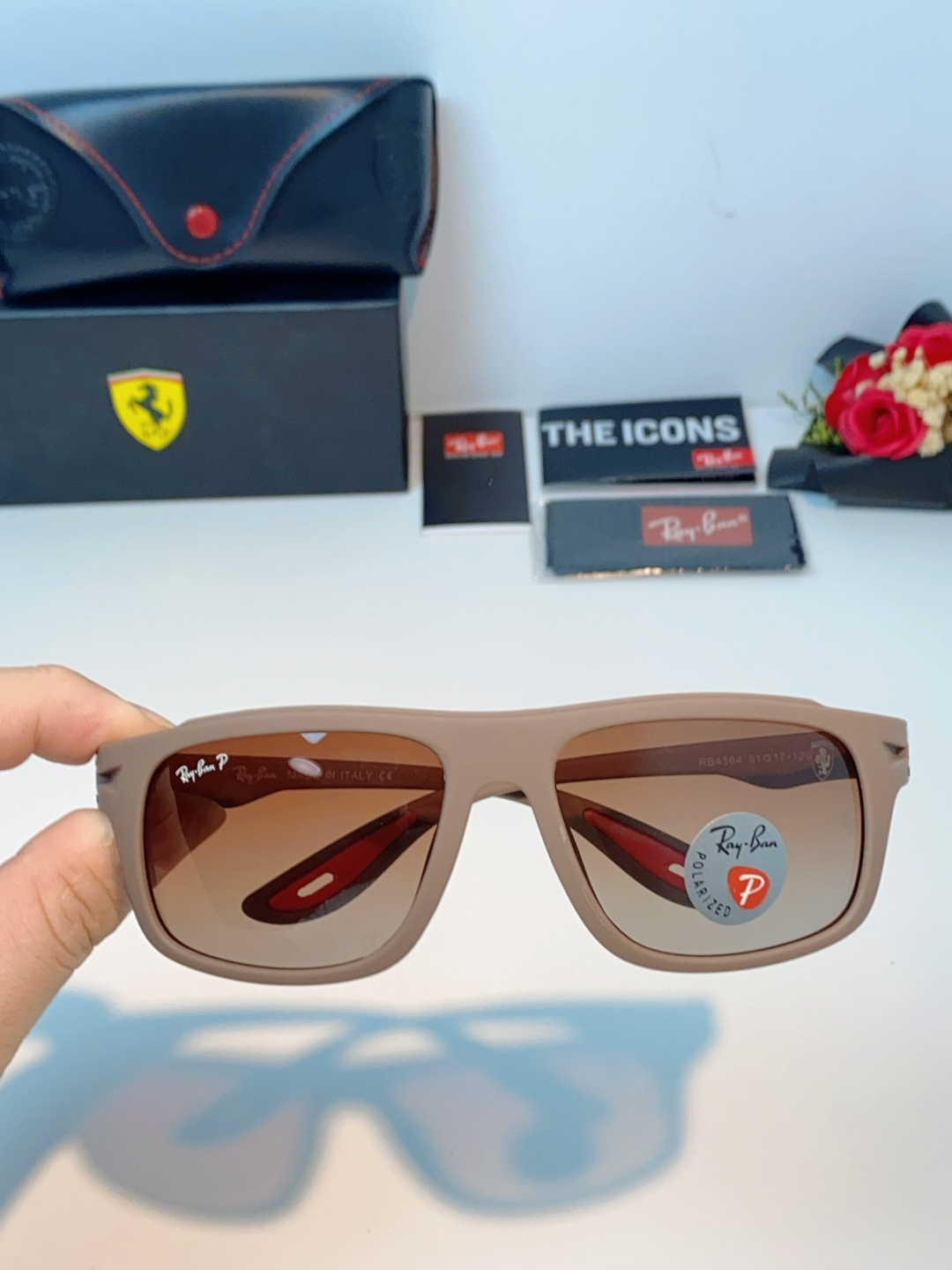 RayBan雷朋法拉利联名 2026新款太阳镜墨镜 树脂偏光级感防紫外线眼镜开车护目 RB4364 Si