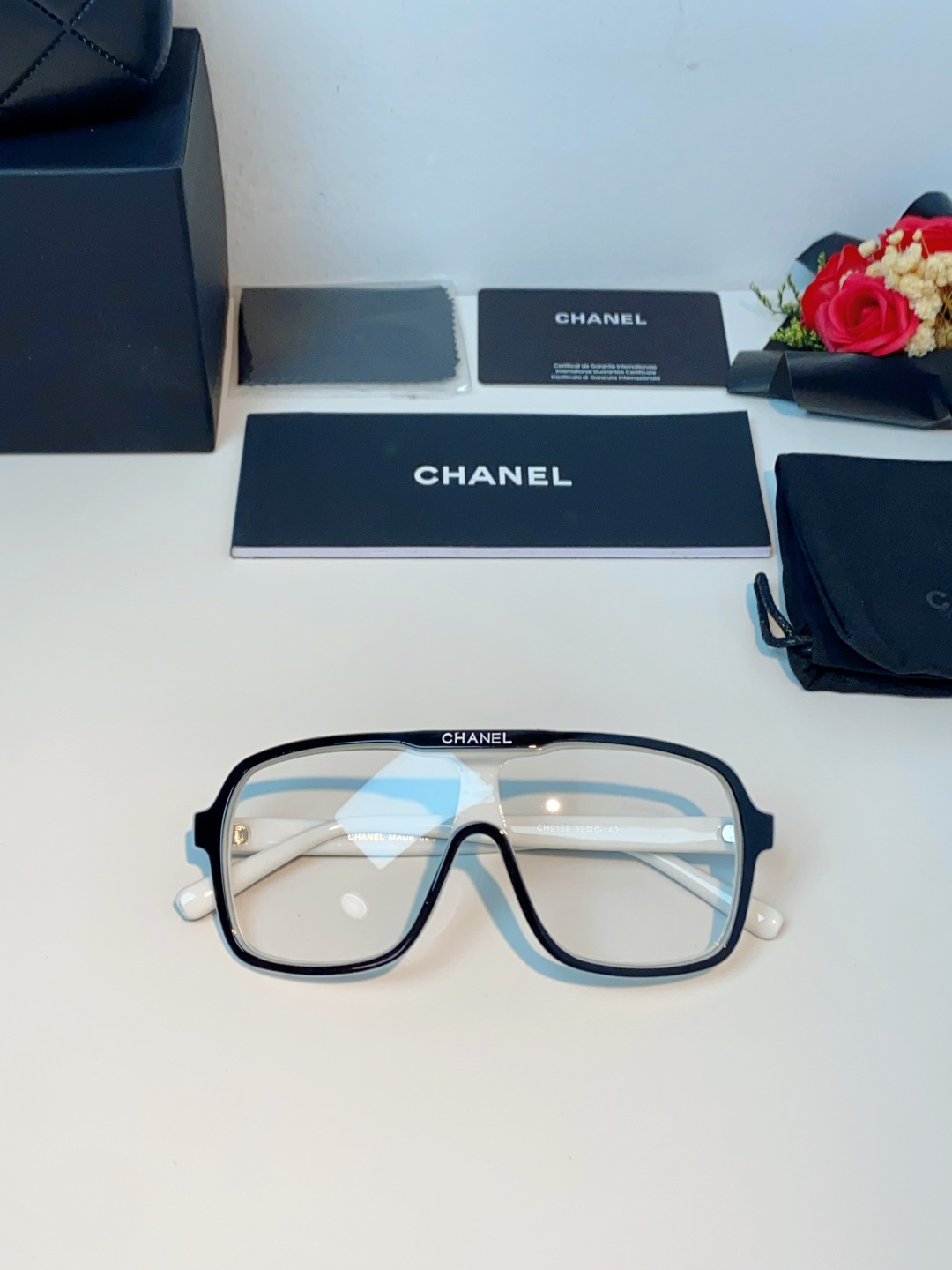 Chanel香奈儿 2026新款小香墨镜女高级感大框超轻防紫外线防风骑行滑雪太阳眼镜 登山滑雪护目镜 C