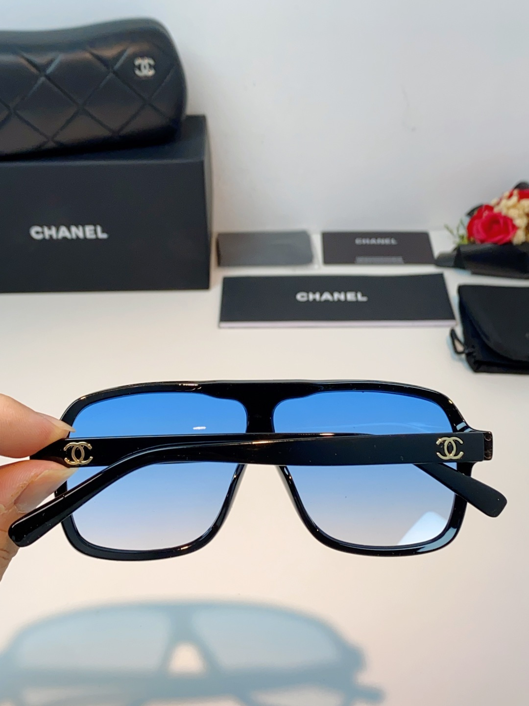 Chanel香奈儿 2026新款小香墨镜女高级感大框超轻防紫外线防风骑行滑雪太阳眼镜 登山滑雪护目镜 C