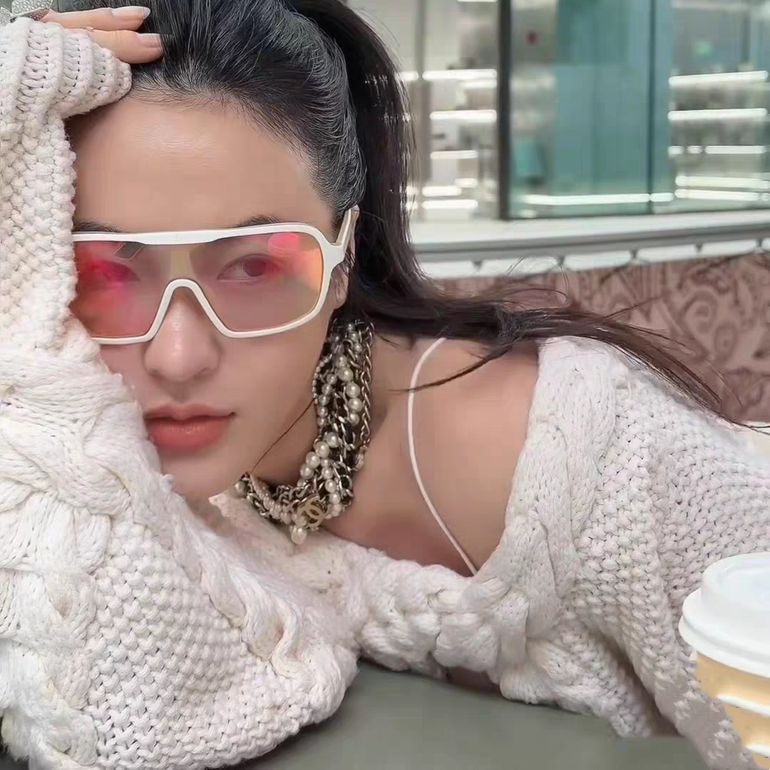 Chanel香奈儿 2026新款小香墨镜女高级感大框超轻防紫外线防风骑行滑雪太阳眼镜 登山滑雪护目镜 C