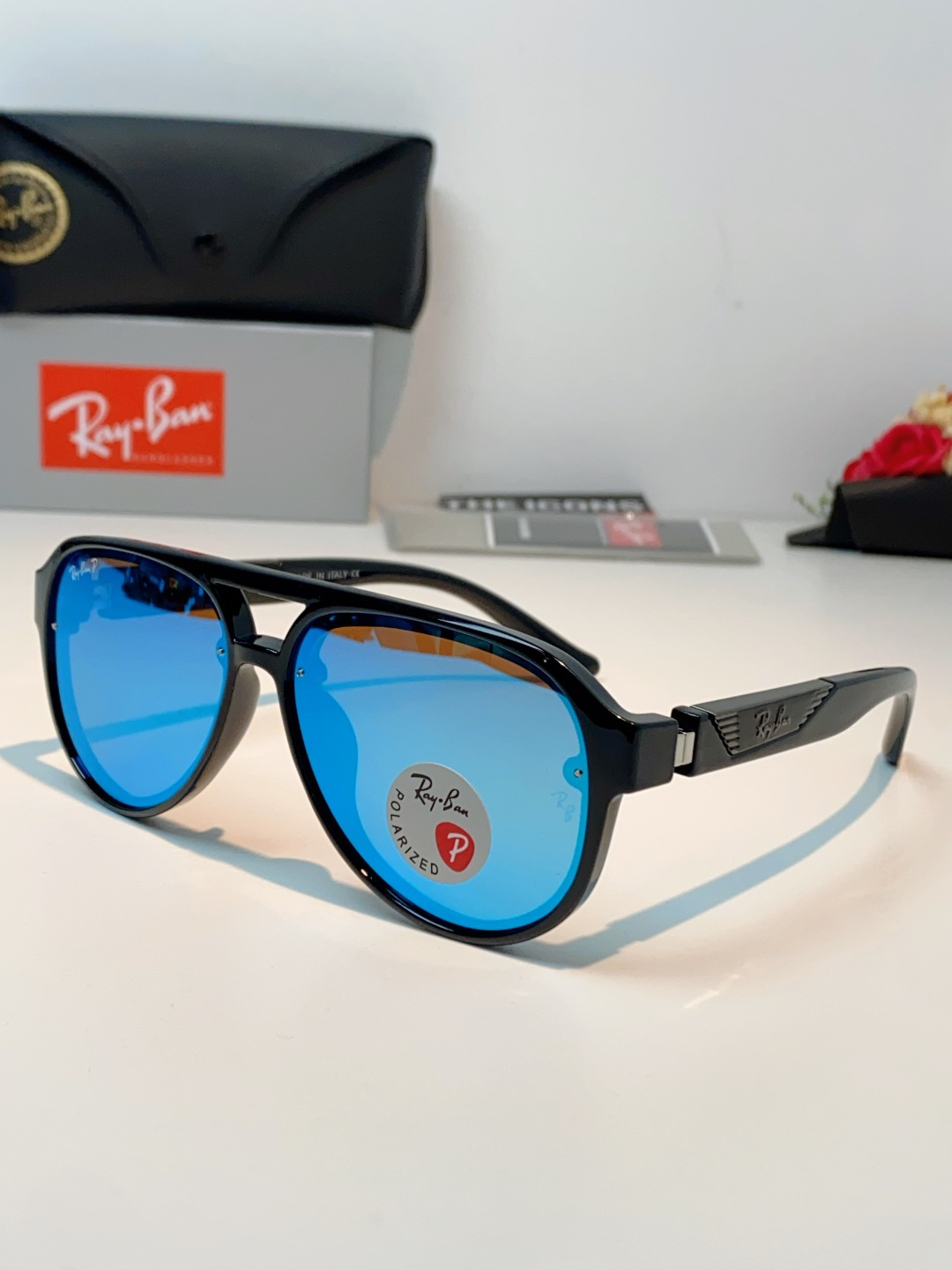 RayBan雷朋 2026新款蛤蟆框新款女防紫外线墨镜欧美复古运动风男太阳镜舒适通用外贸美式眼镜 RB8