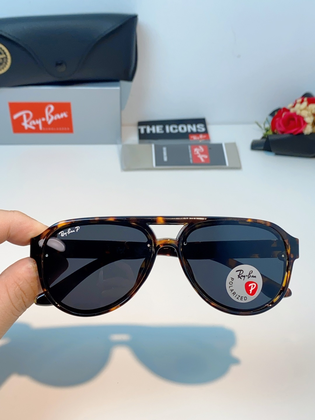RayBan雷朋 2026新款蛤蟆框新款女防紫外线墨镜欧美复古运动风男太阳镜舒适通用外贸美式眼镜 RB8