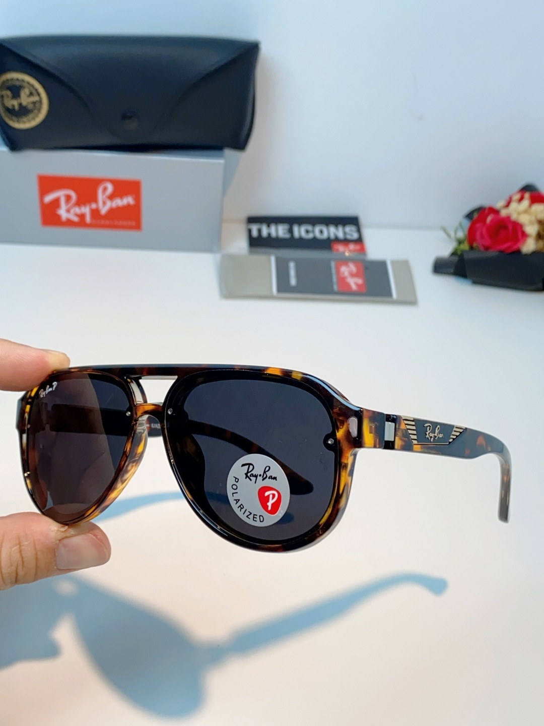 RayBan雷朋 2026新款蛤蟆框新款女防紫外线墨镜欧美复古运动风男太阳镜舒适通用外贸美式眼镜 RB8