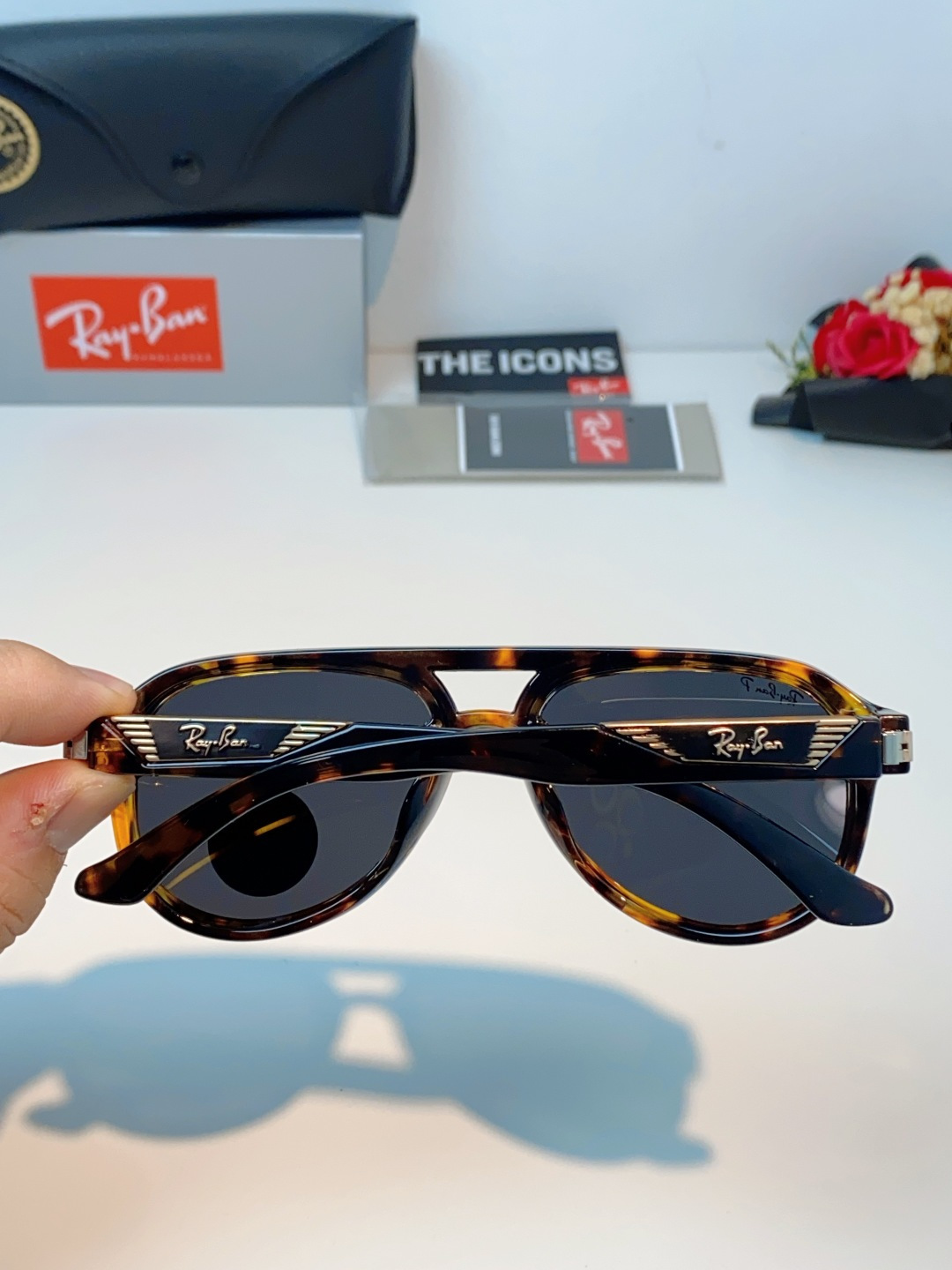 RayBan雷朋 2026新款蛤蟆框新款女防紫外线墨镜欧美复古运动风男太阳镜舒适通用外贸美式眼镜 RB8