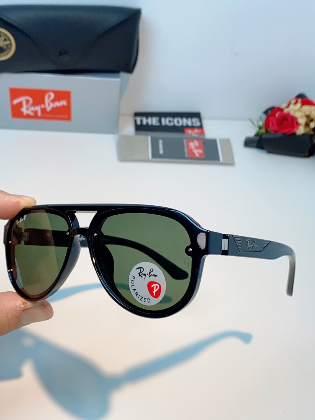 RayBan雷朋 2026新款蛤蟆框新款女防紫外线墨镜欧美复古运动风男太阳镜舒适通用外贸美式眼镜 RB8