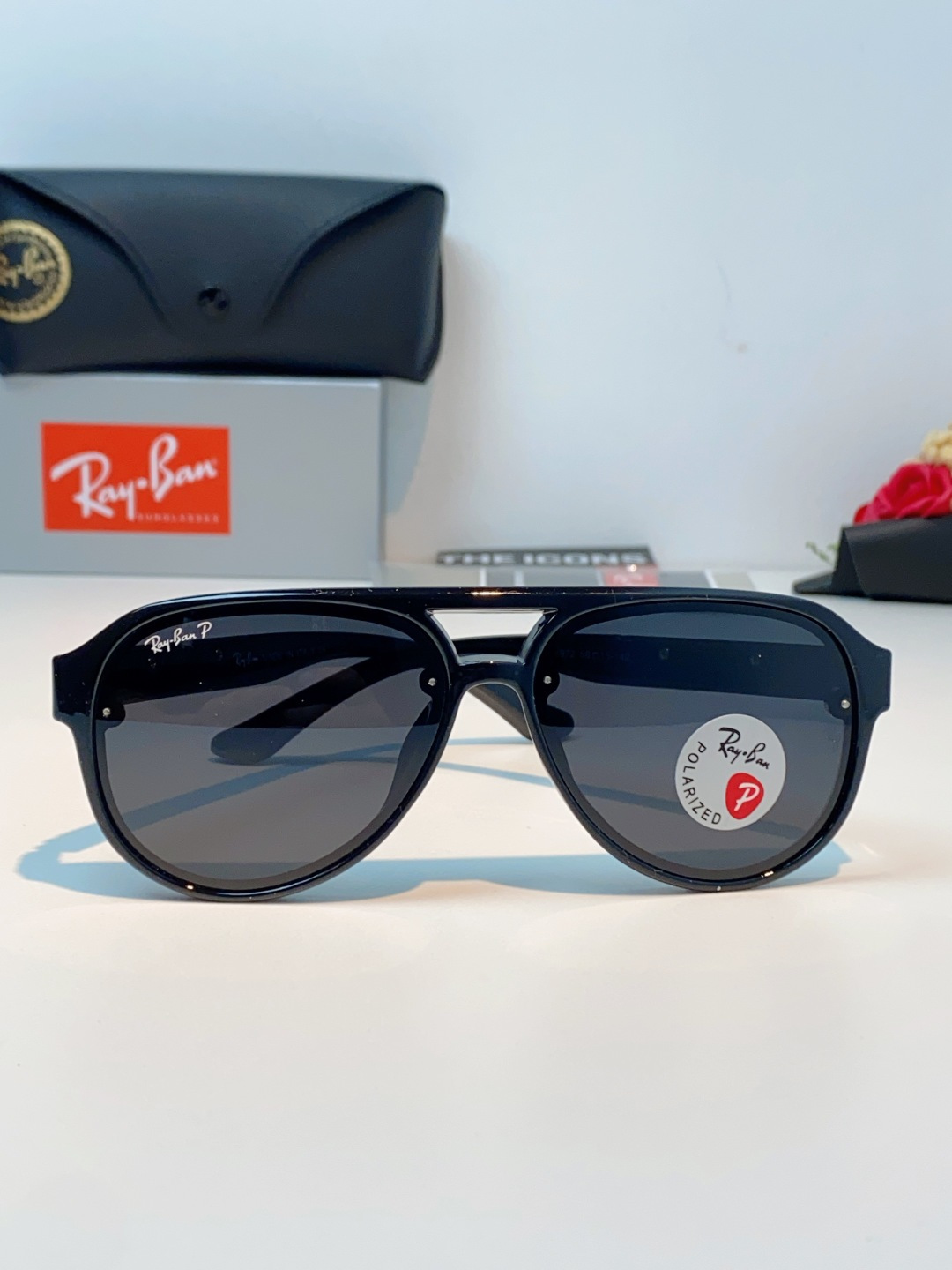 RayBan雷朋 2026新款蛤蟆框新款女防紫外线墨镜欧美复古运动风男太阳镜舒适通用外贸美式眼镜 RB8