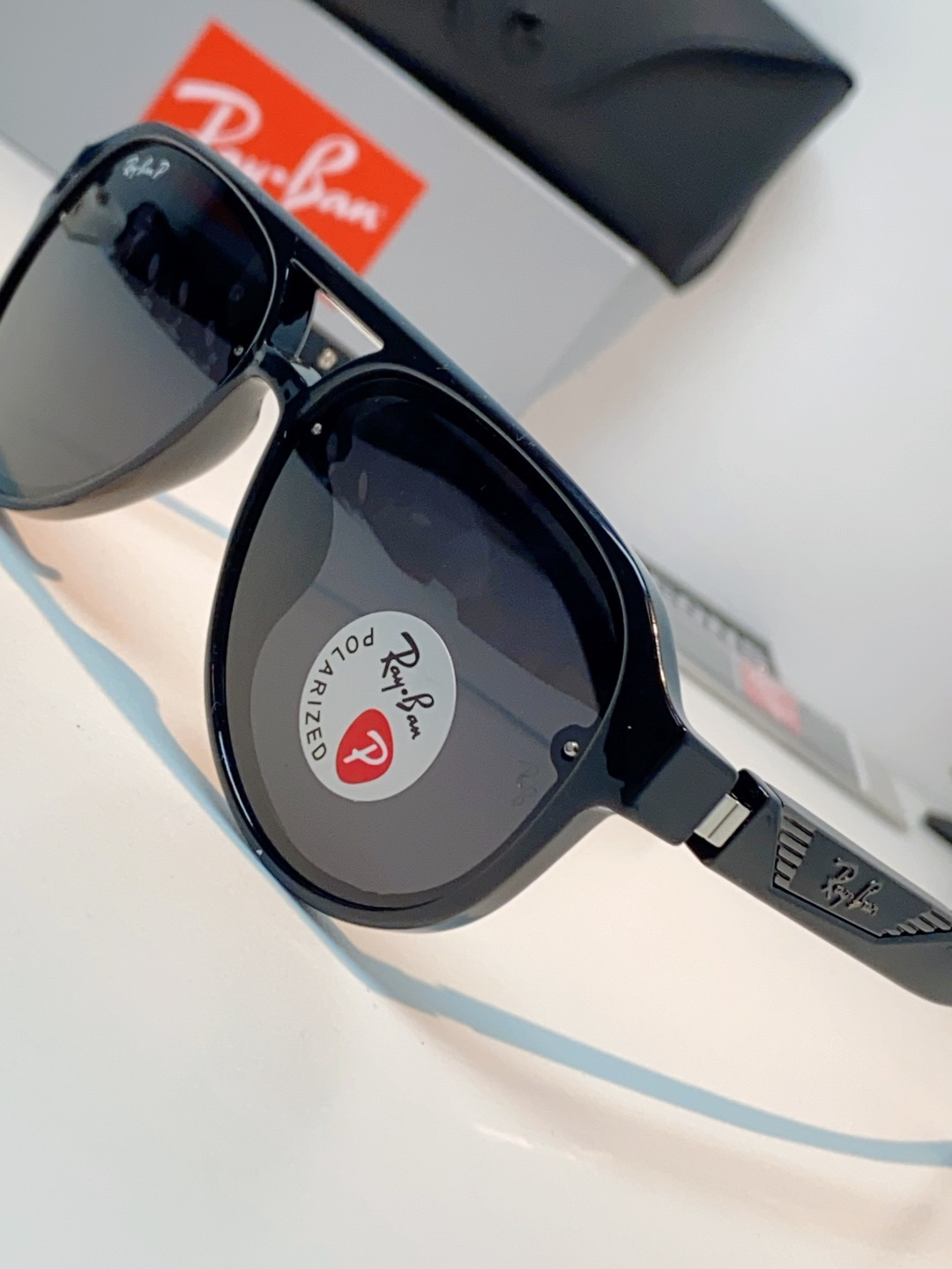 RayBan雷朋 2026新款蛤蟆框新款女防紫外线墨镜欧美复古运动风男太阳镜舒适通用外贸美式眼镜 RB8