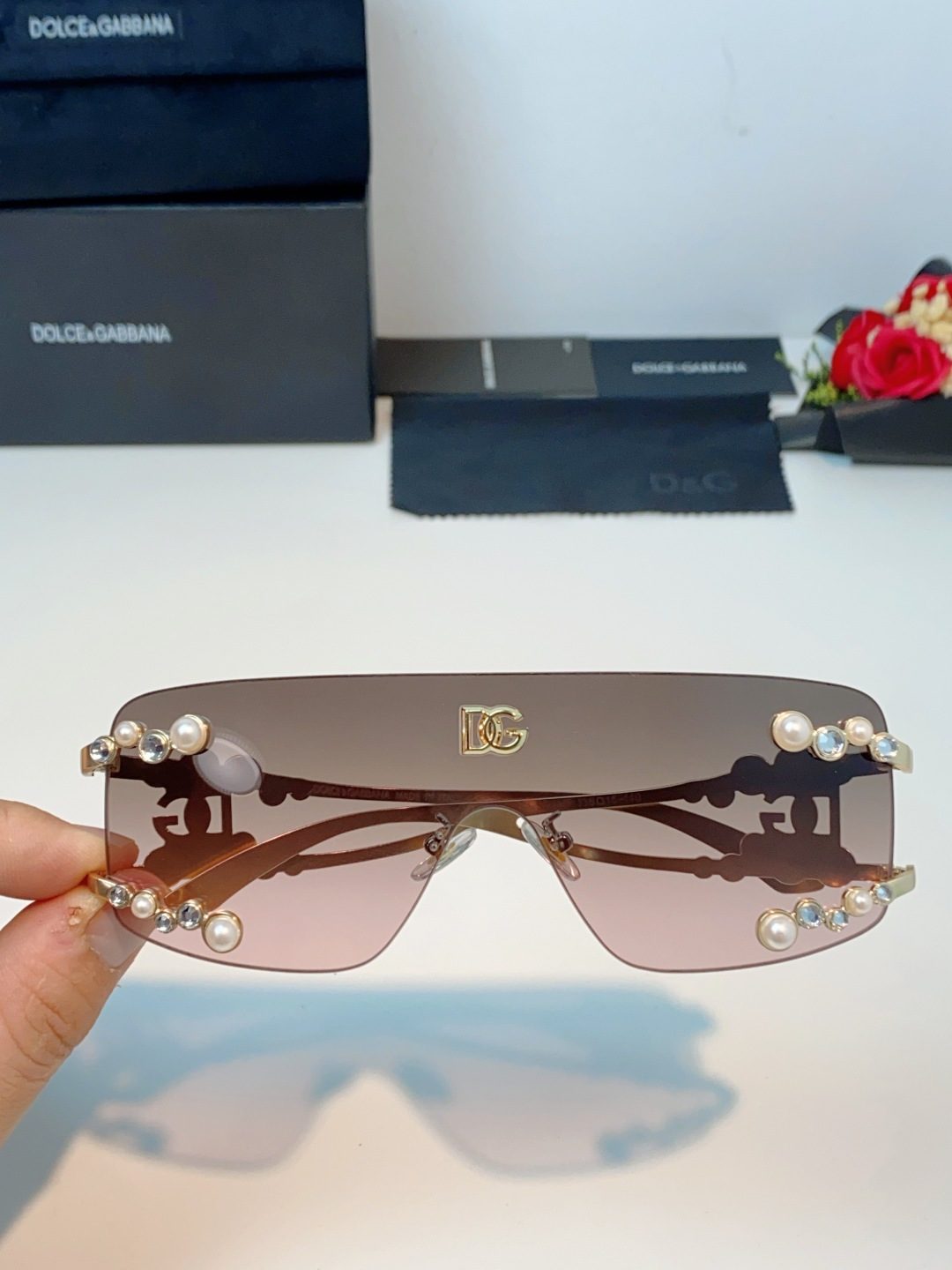 Dolce&Gabbana杜嘉班纳 2026新款DG时尚新款太阳眼镜高品质高质感百搭遮阳大气金属大框 D