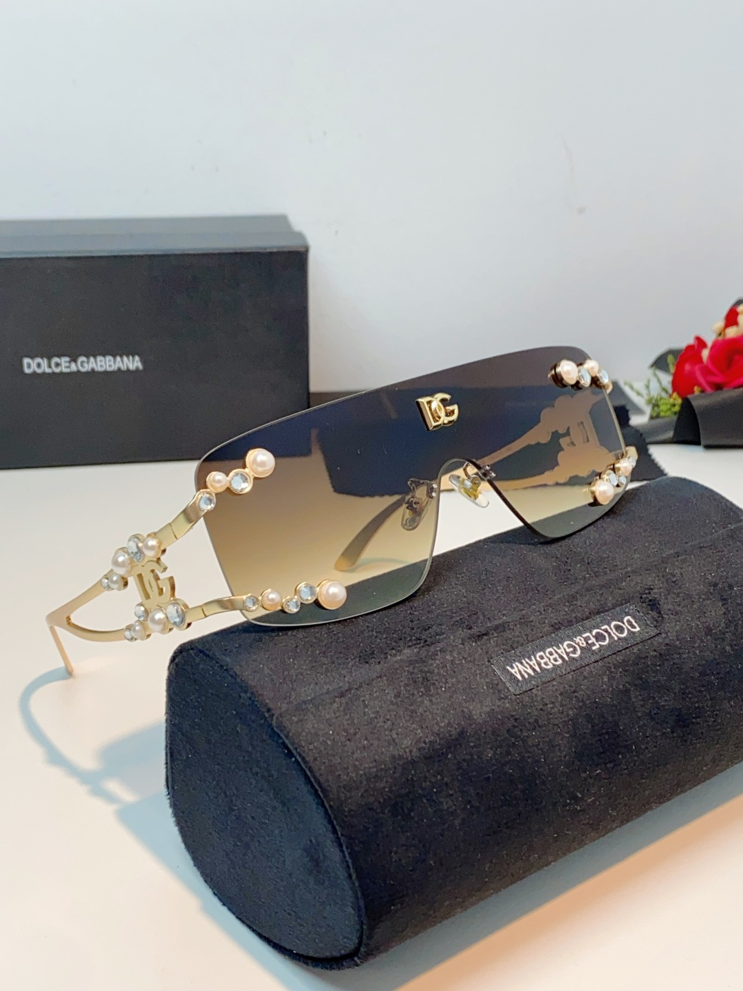 Dolce&Gabbana杜嘉班纳 2026新款DG时尚新款太阳眼镜高品质高质感百搭遮阳大气金属大框 D