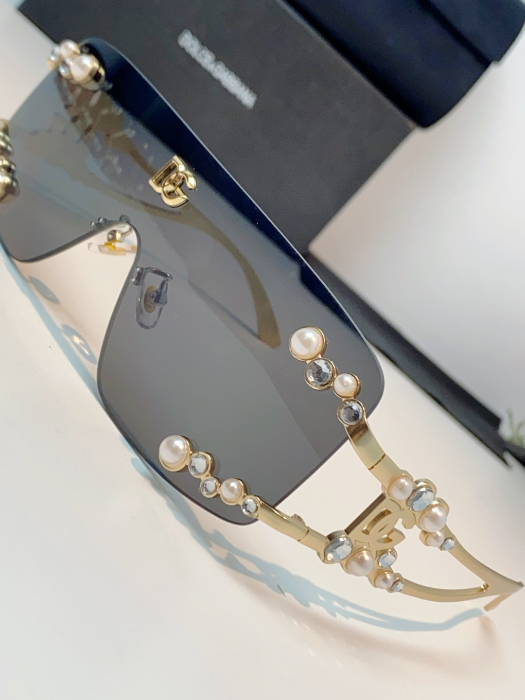 Dolce&Gabbana杜嘉班纳 2026新款DG时尚新款太阳眼镜高品质高质感百搭遮阳大气金属大框 D