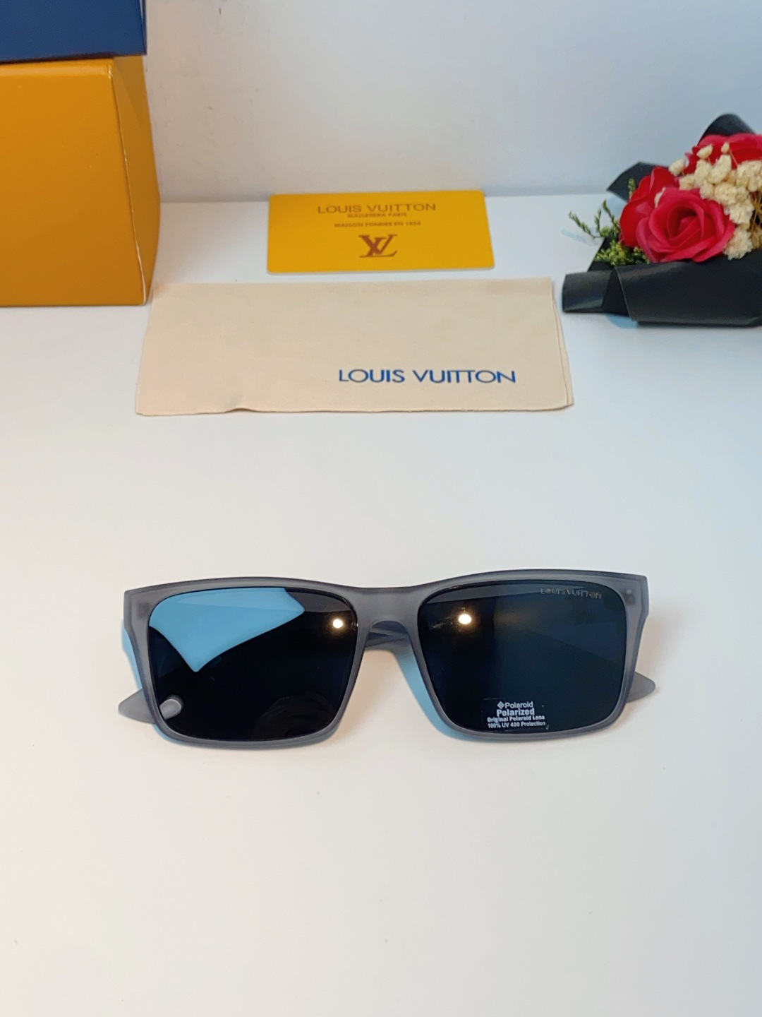 Louis Vuitton路易威登 2026Lv新款玻璃太阳镜男士司机方形眼镜开车钓鱼抗强光玻璃眼镜墨镜