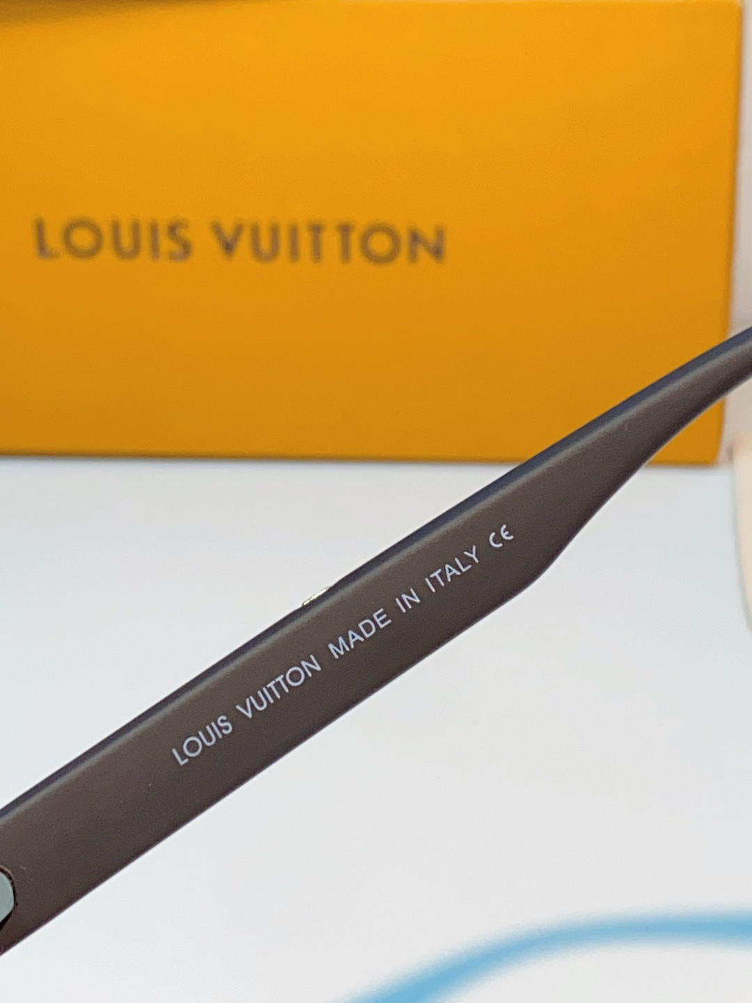 Louis Vuitton路易威登 2026Lv新款玻璃太阳镜男士司机方形眼镜开车钓鱼抗强光玻璃眼镜墨镜