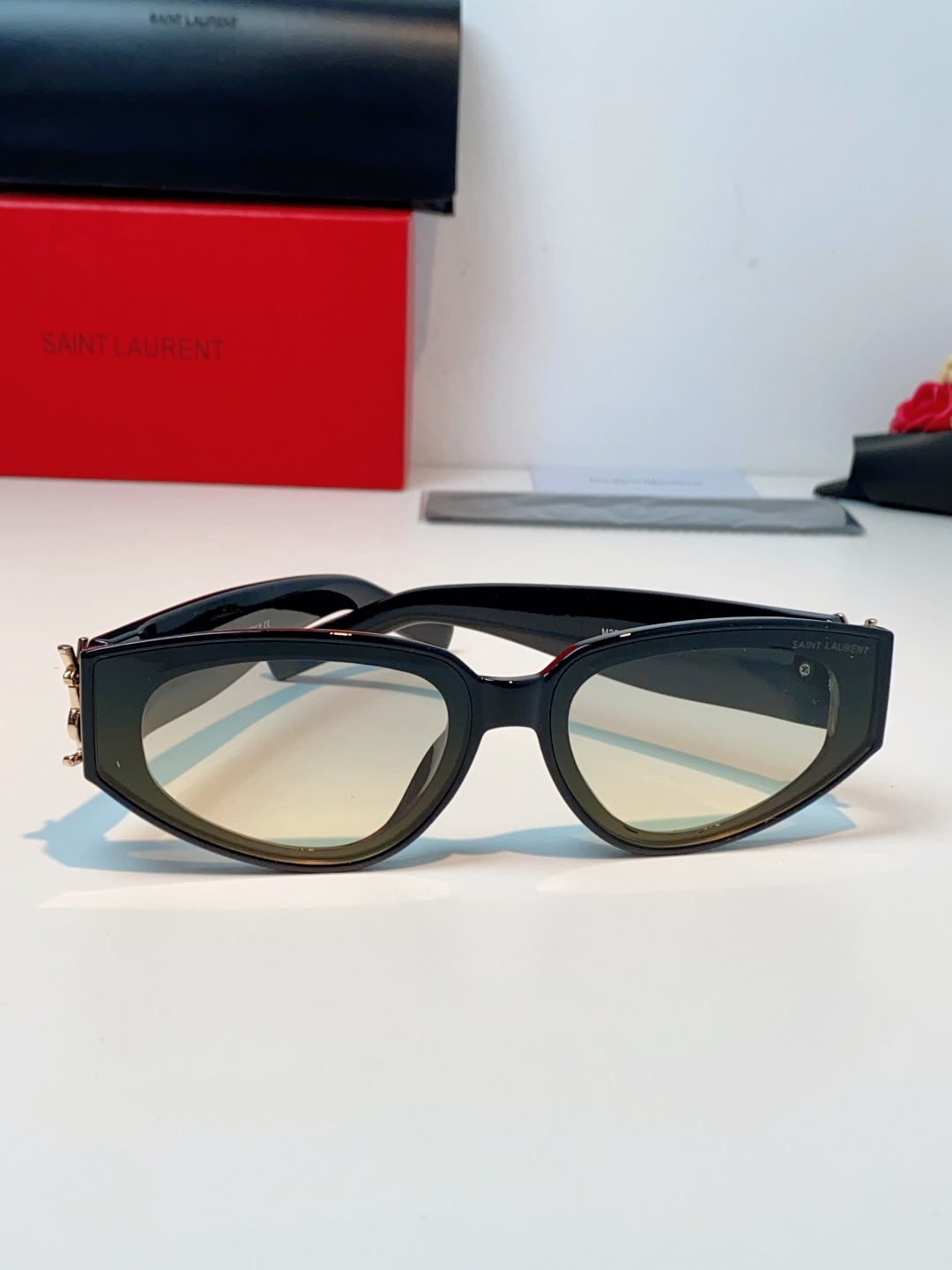 Saint Laurent YSL圣罗兰墨镜女士猫眼太阳眼镜朴彩英Rose同款