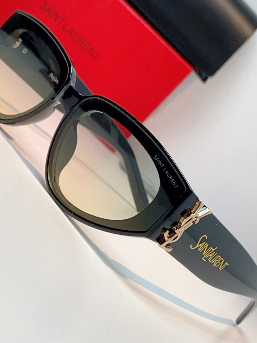 Saint Laurent YSL圣罗兰墨镜女士猫眼太阳眼镜朴彩英Rose同款