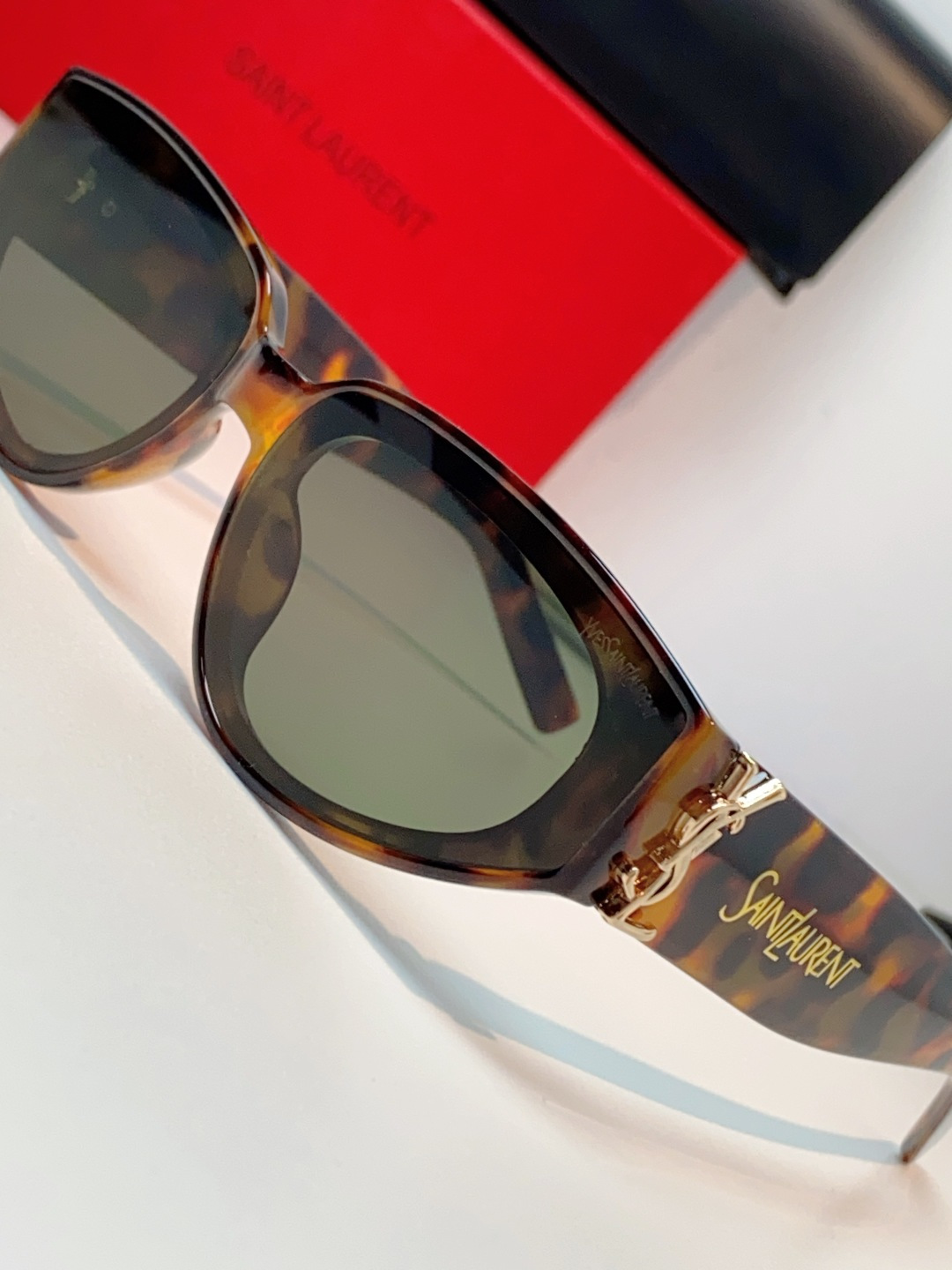Saint Laurent YSL圣罗兰墨镜女士猫眼太阳眼镜朴彩英Rose同款