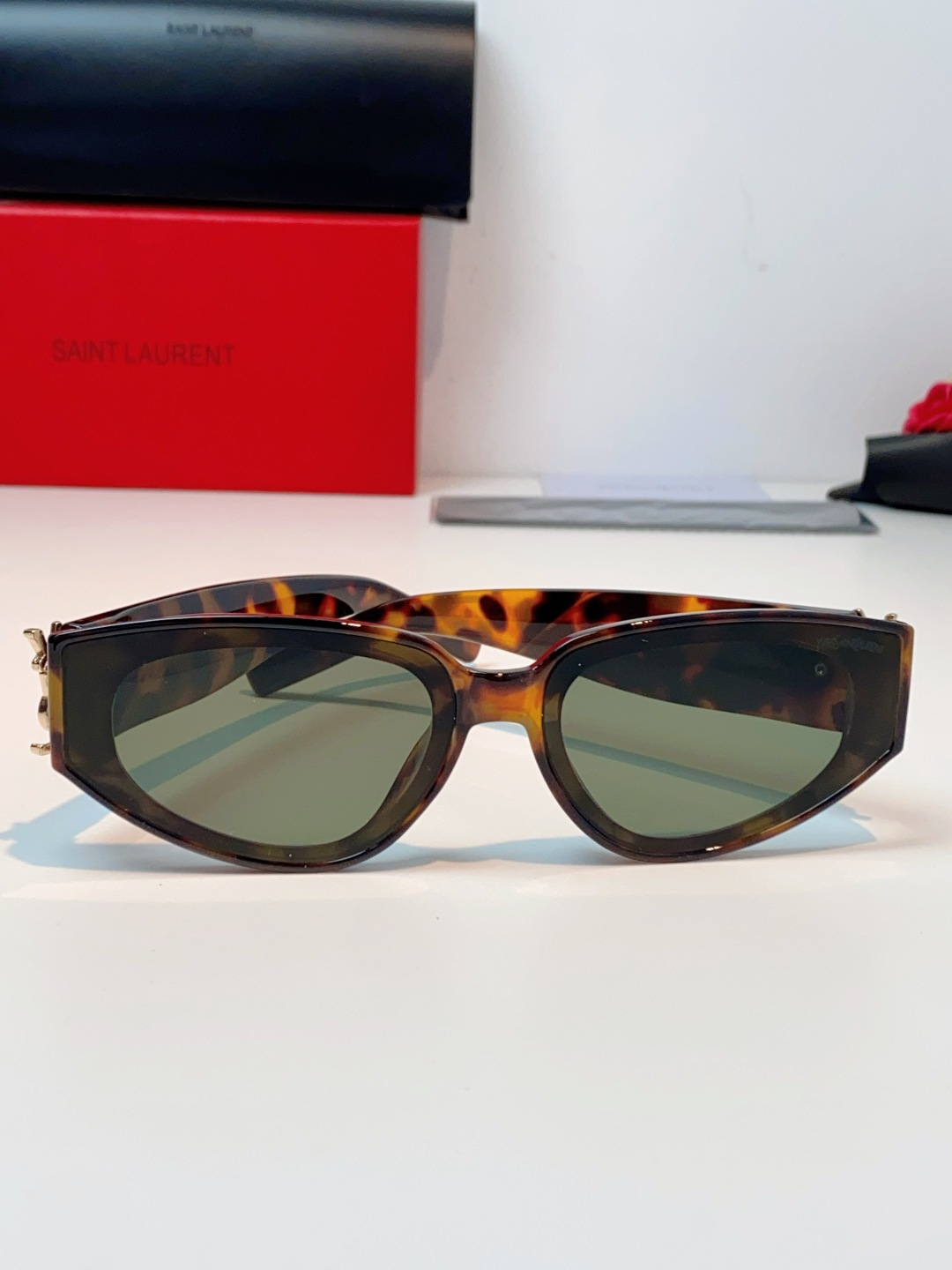 Saint Laurent YSL圣罗兰墨镜女士猫眼太阳眼镜朴彩英Rose同款