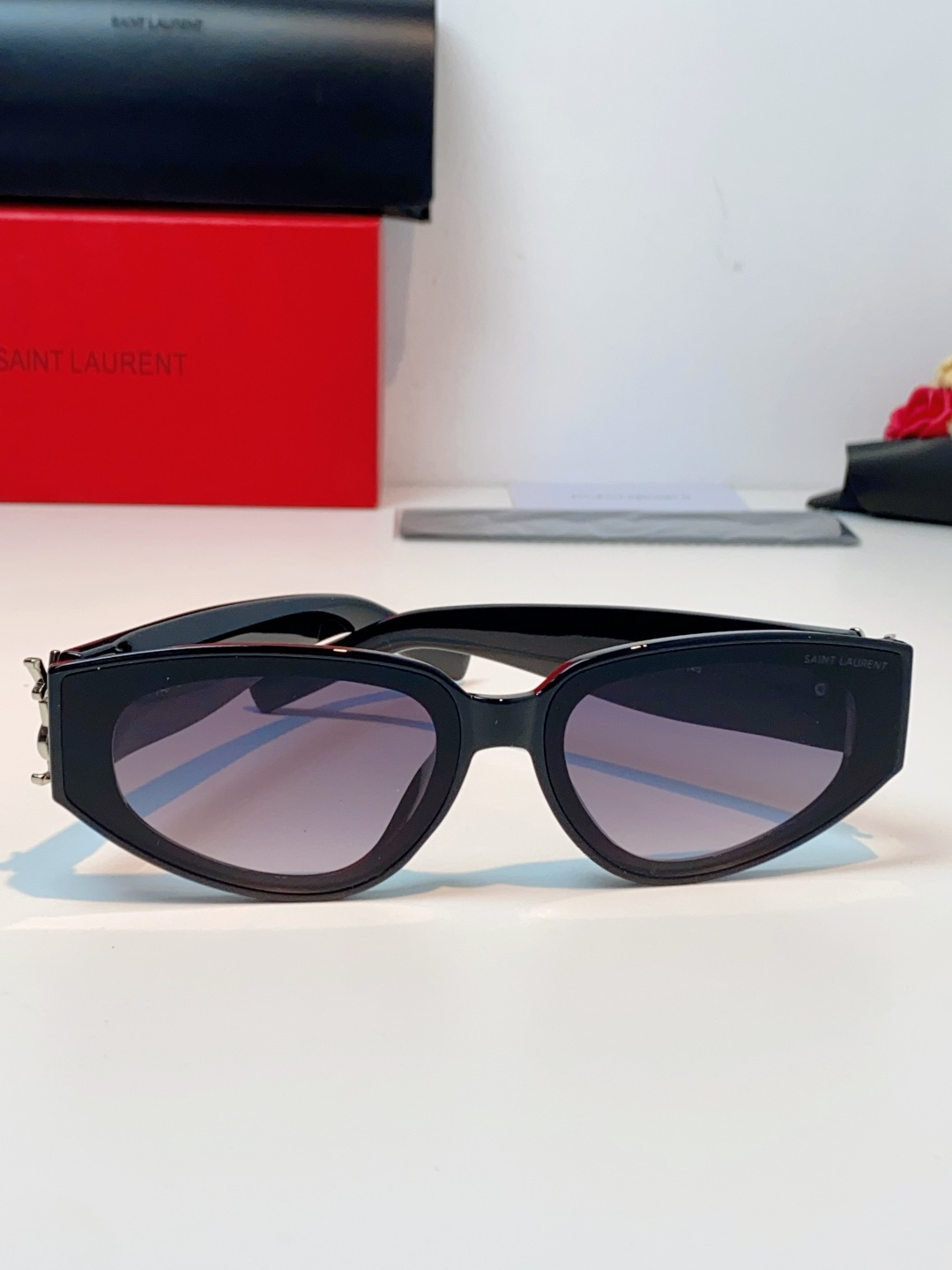 Saint Laurent YSL圣罗兰墨镜女士猫眼太阳眼镜朴彩英Rose同款