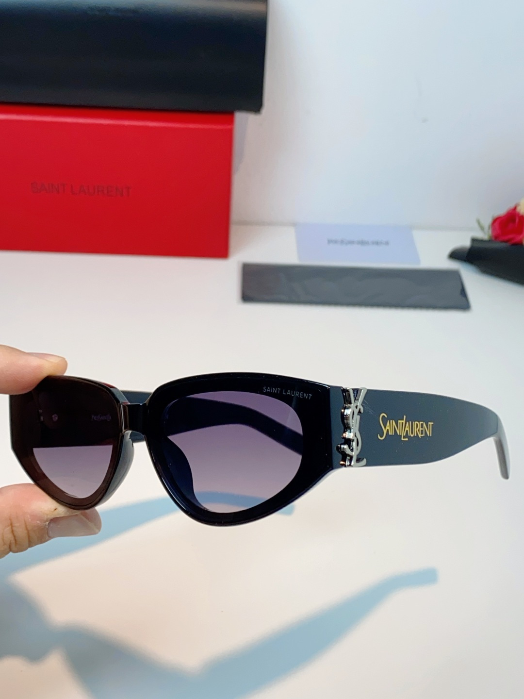 Saint Laurent YSL圣罗兰墨镜女士猫眼太阳眼镜朴彩英Rose同款