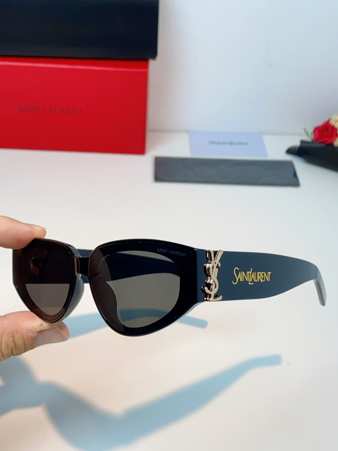 Saint Laurent YSL圣罗兰墨镜女士猫眼太阳眼镜朴彩英Rose同款