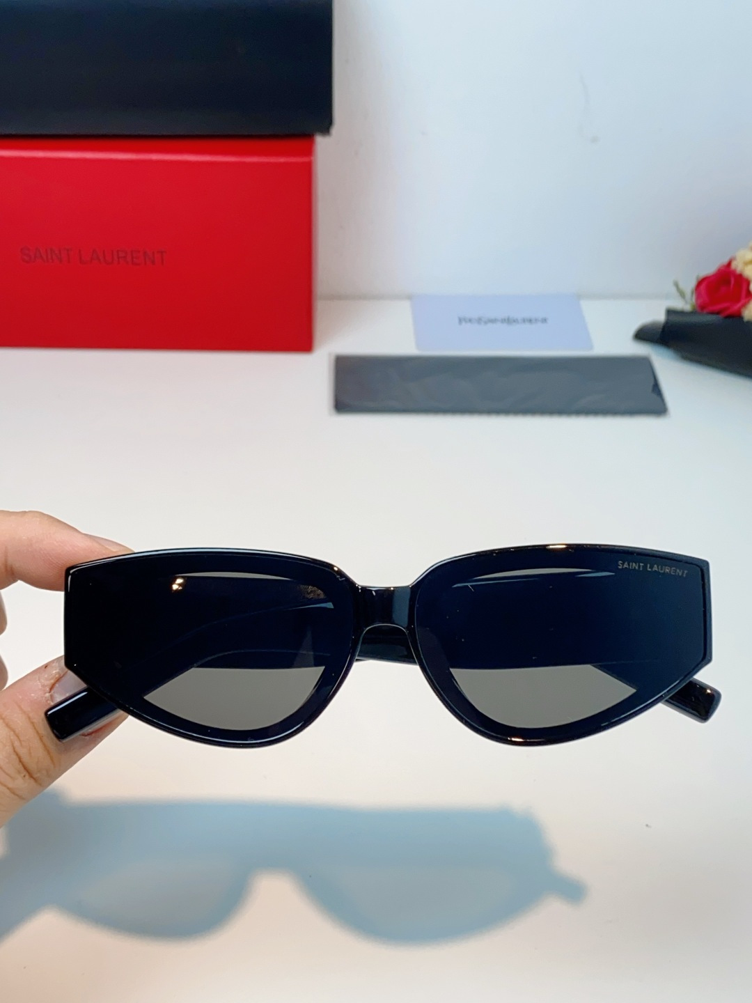 Saint Laurent YSL圣罗兰墨镜女士猫眼太阳眼镜朴彩英Rose同款
