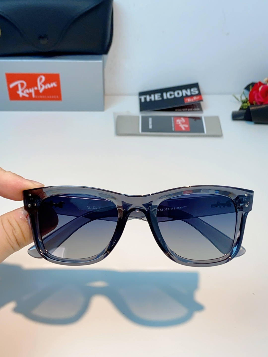 RayBan雷朋【成毅同款REVERSE反转系列】雷朋太阳镜黑超 凹面墨镜 0RBR0502S Size