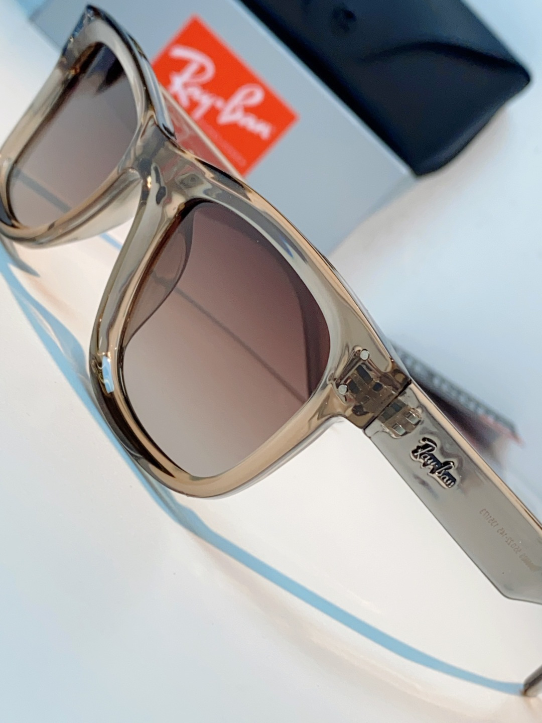 RayBan雷朋【成毅同款REVERSE反转系列】雷朋太阳镜黑超 凹面墨镜 0RBR0502S Size