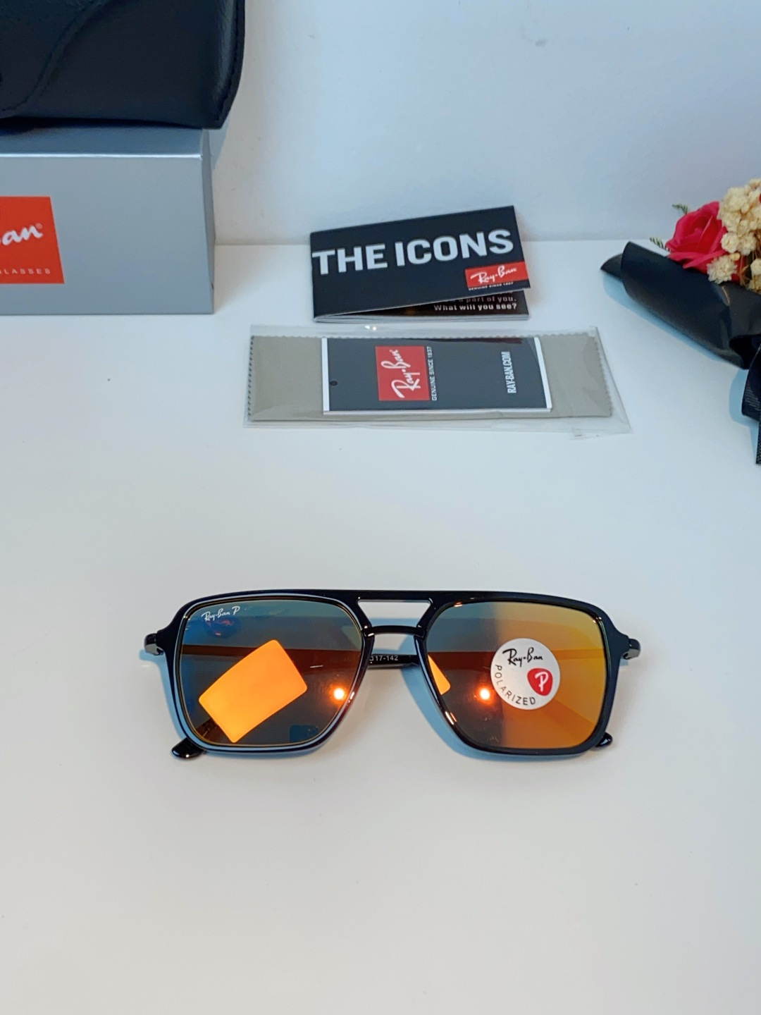 RayBan雷朋 2026新款偏光复古双梁大方框：经典飞行员双梁+方形大框设计，超显脸小，完美修饰方圆脸