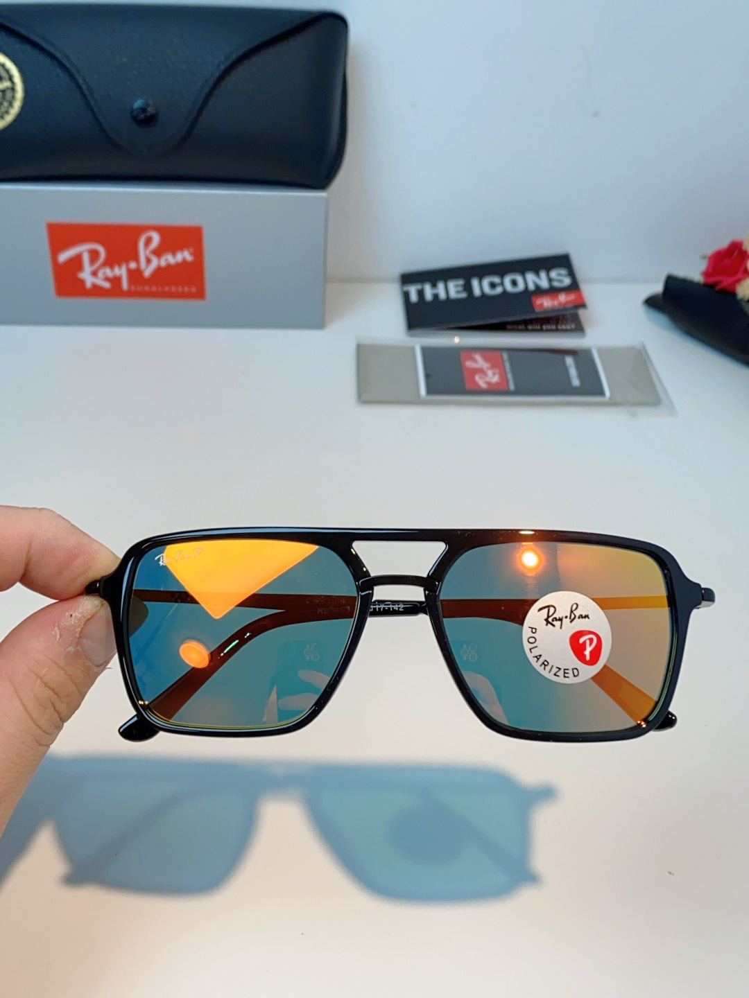 RayBan雷朋 2026新款偏光复古双梁大方框：经典飞行员双梁+方形大框设计，超显脸小，完美修饰方圆脸